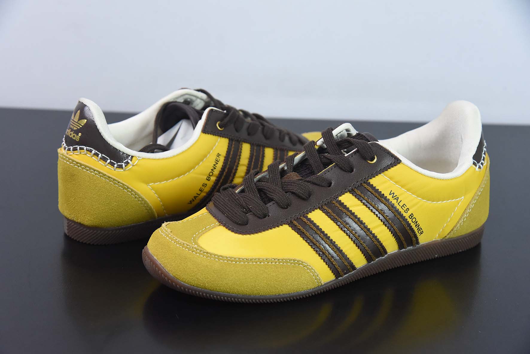Adidas WB Japan Low 阿迪 三叶草WB日产系列经典复古低帮休闲运动慢跑鞋货号:GY5752