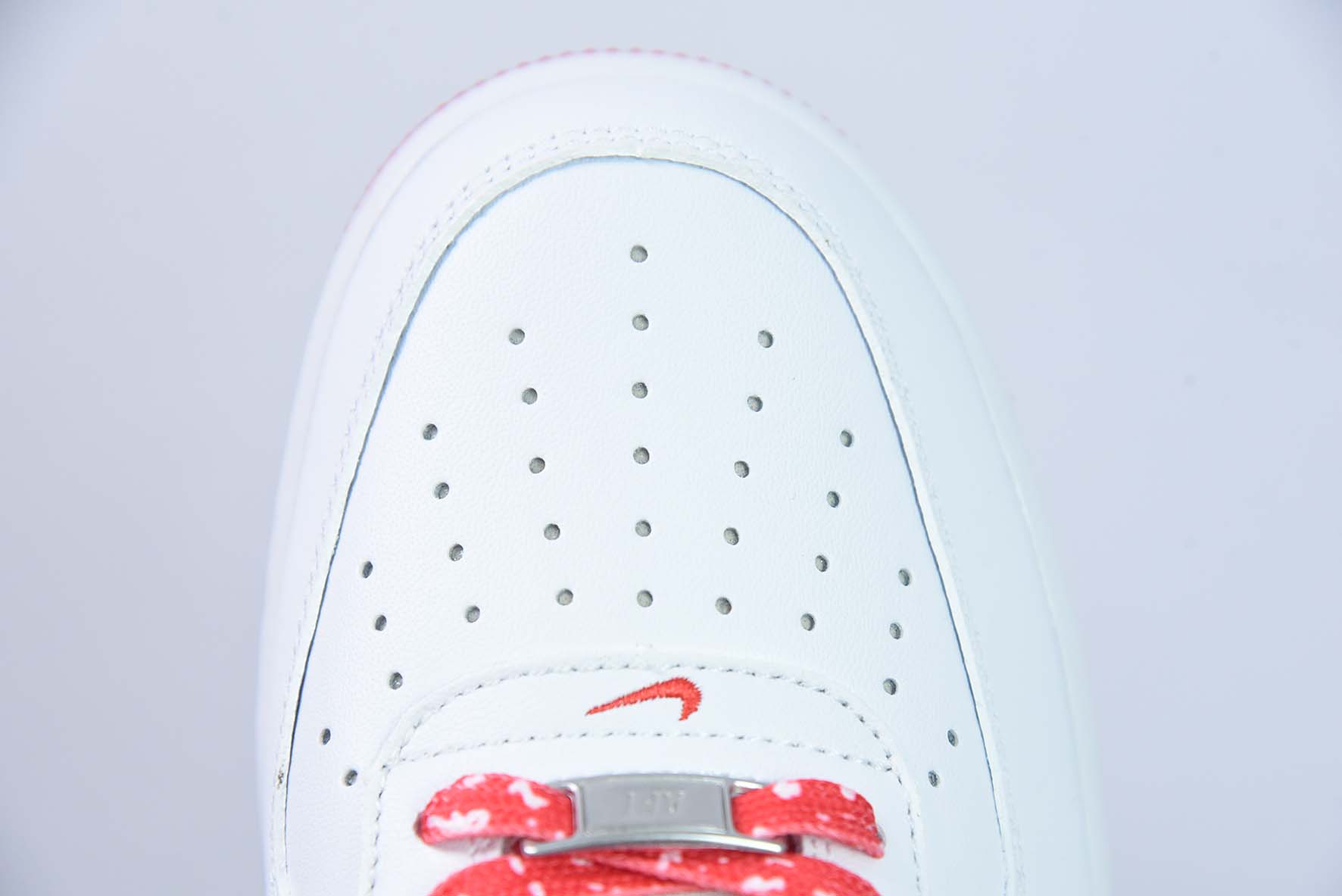 Nk Air Force 1'07 Low 空军一号低帮休闲板鞋 货号：DV0788-102