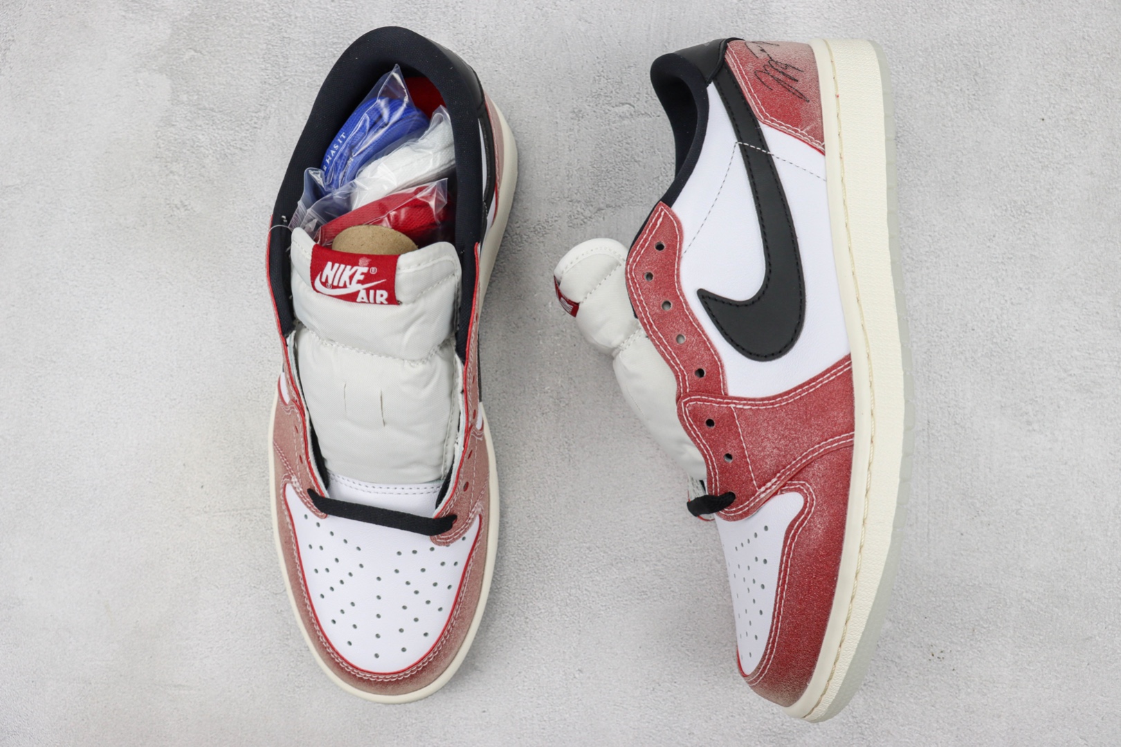 Reposición pequeña AJ1 low Chicago edición conjunta hijo de Jordan Trophy Room x Air Jordan 1 Low OG乔1 low cultura casu…