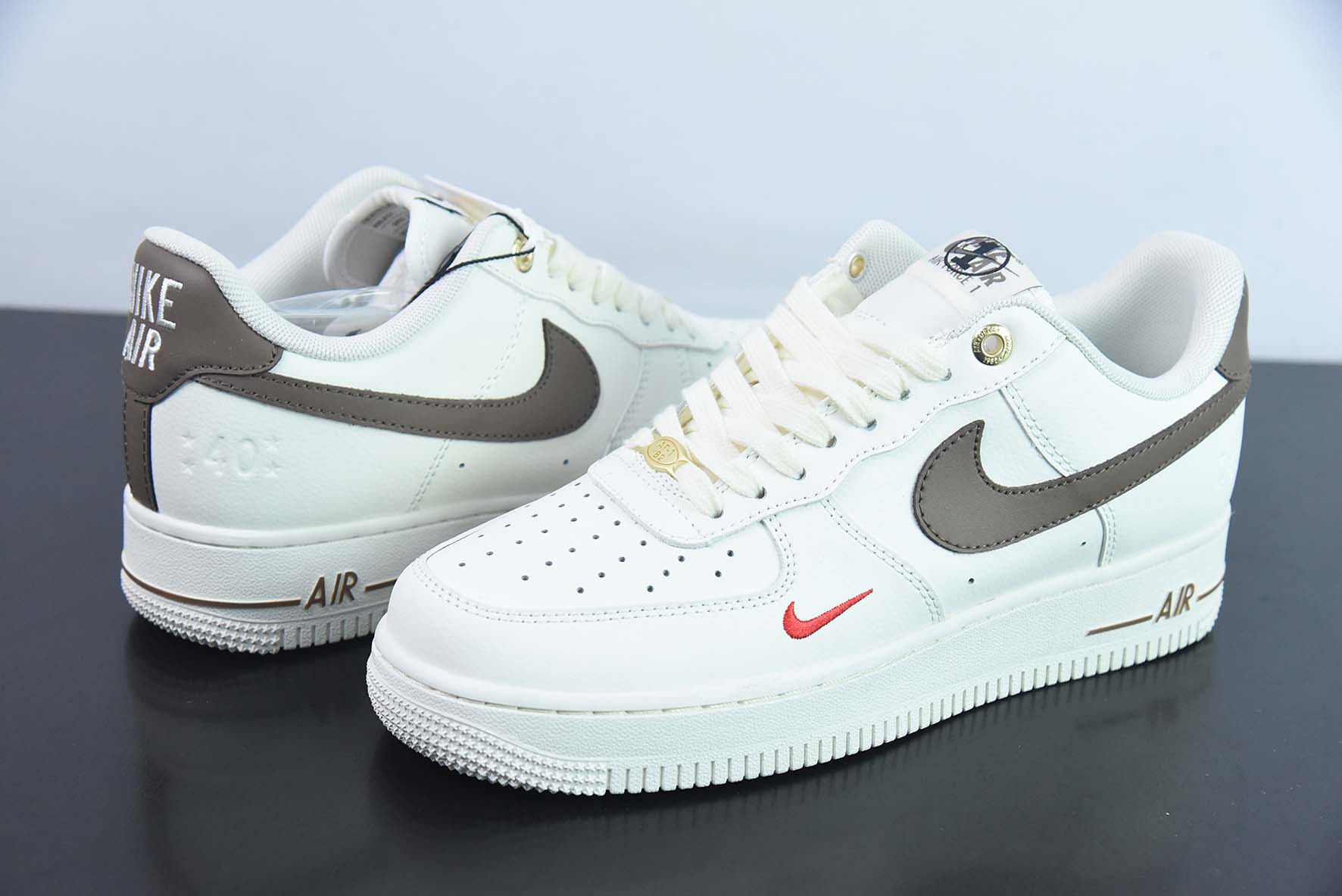 NIke Air Force 1 '07 Low “40周年纪念款--米白深咖”空军一号 低帮货号:DQ7658-102