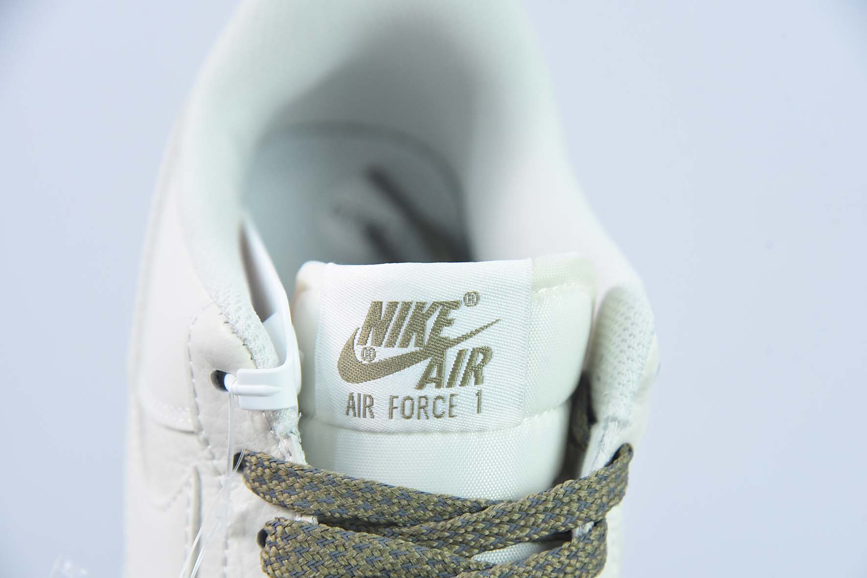 Nike Air Force 1’07 Low空军一号皮革米白咖棕NIKE反光三钩”货号:TV2306-256