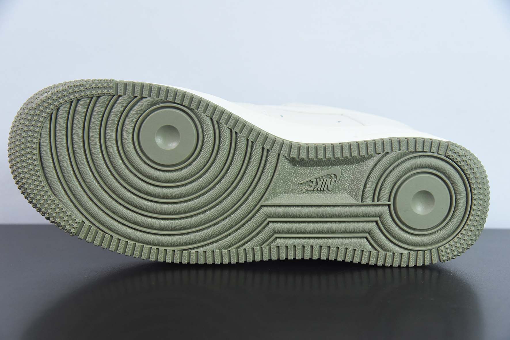 Nike Air Force 1’07 Low空军一号皮革米白咖棕NIKE反光三钩”货号:TV2306-256