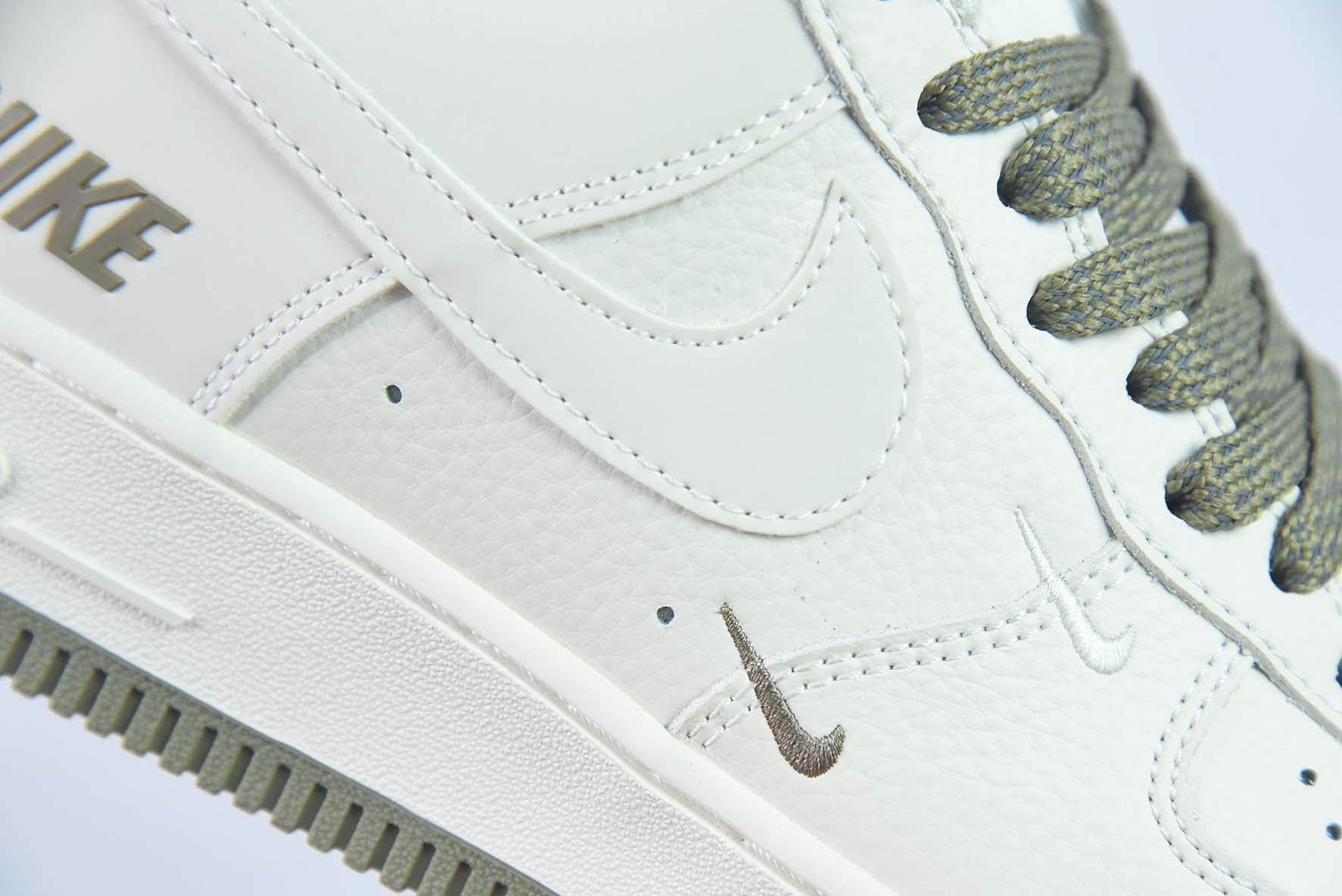 Nike Air Force 1’07 Low空军一号皮革米白咖棕NIKE反光三钩”货号:TV2306-256
