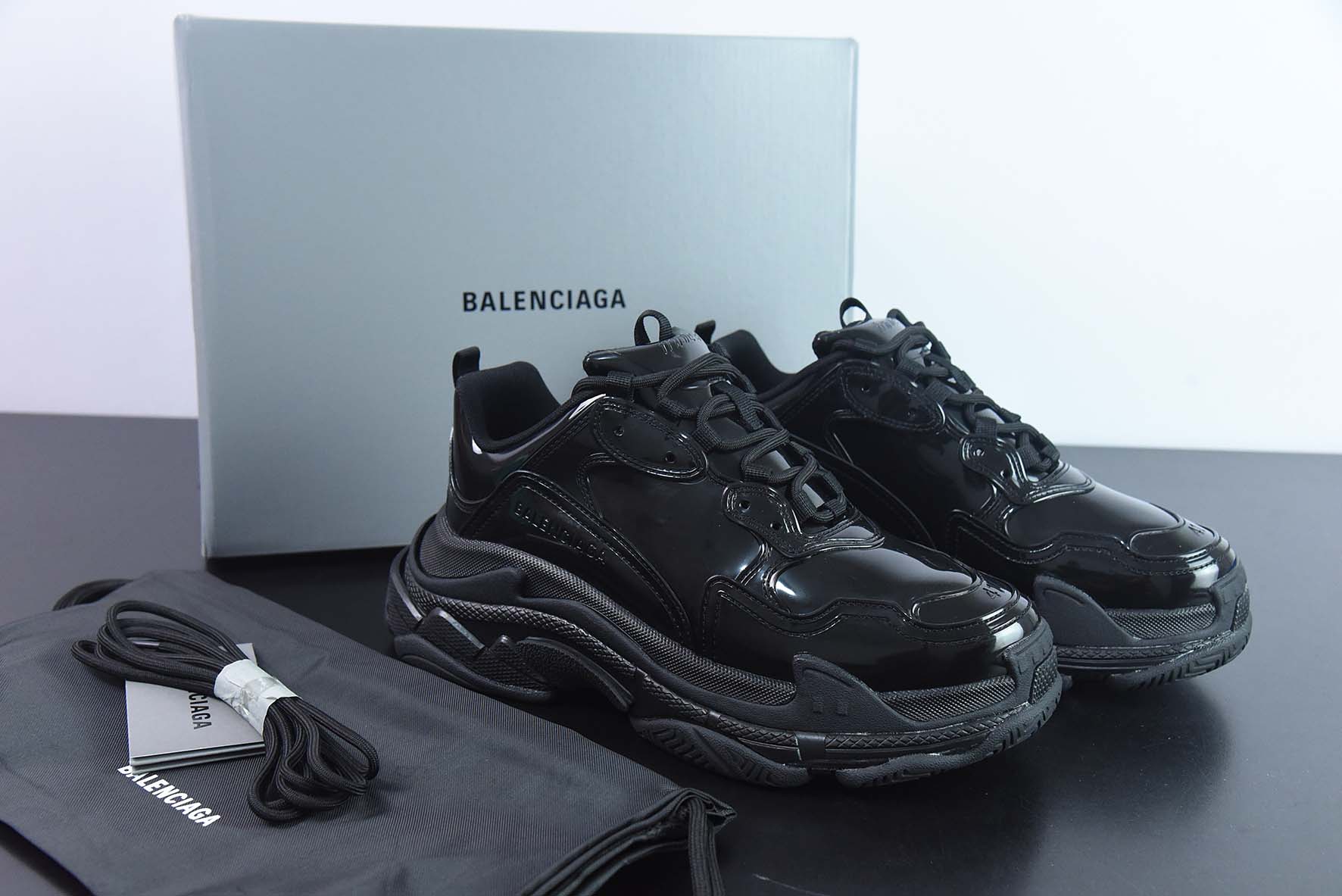 巴黎世家 联名款 一代 1.0 TPU Balenciaga Triple S 运动鞋
