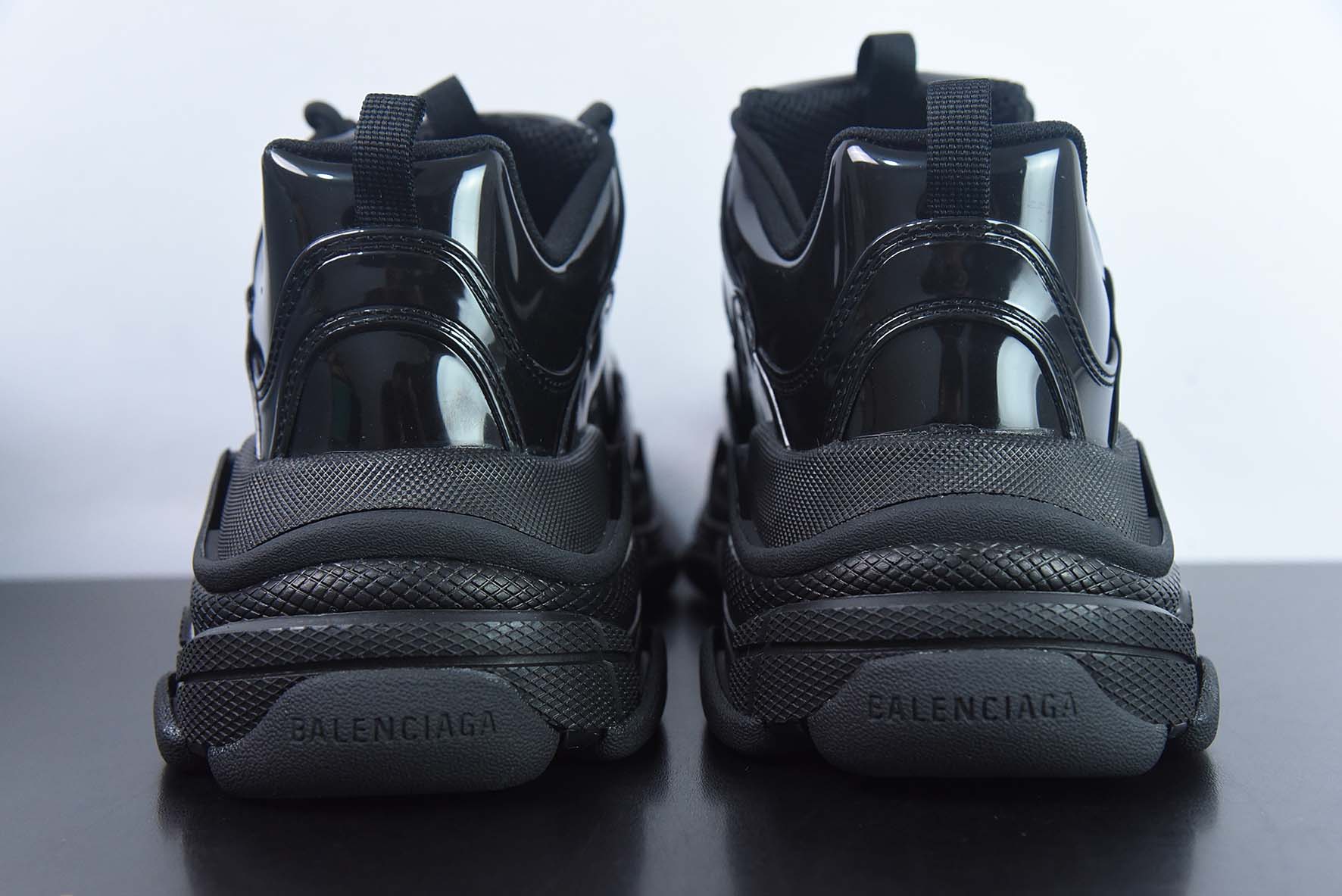 巴黎世家 联名款 一代 1.0 TPU Balenciaga Triple S 运动鞋