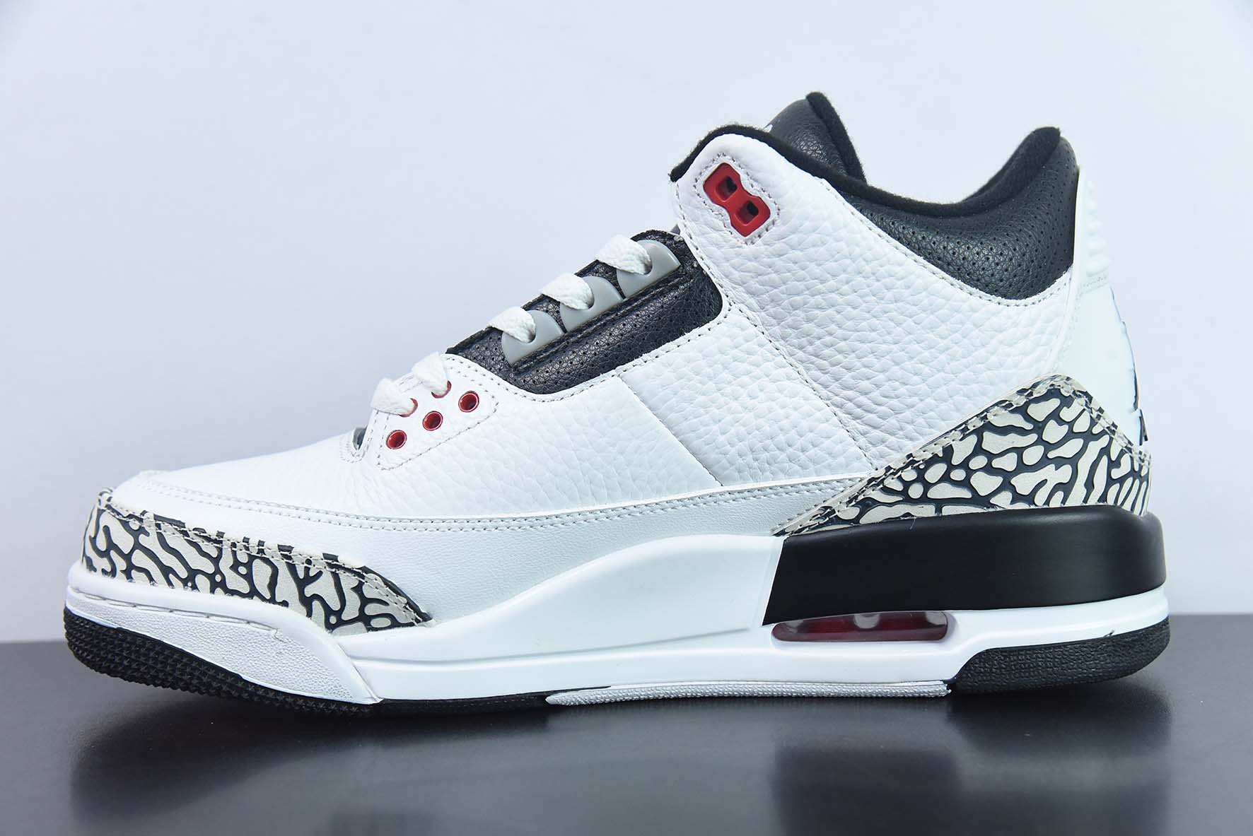 Nike Air Jordan 3 Retro"Infrared 23 AJ3代中帮“红外线水泥爆裂纹”货号:136064-123