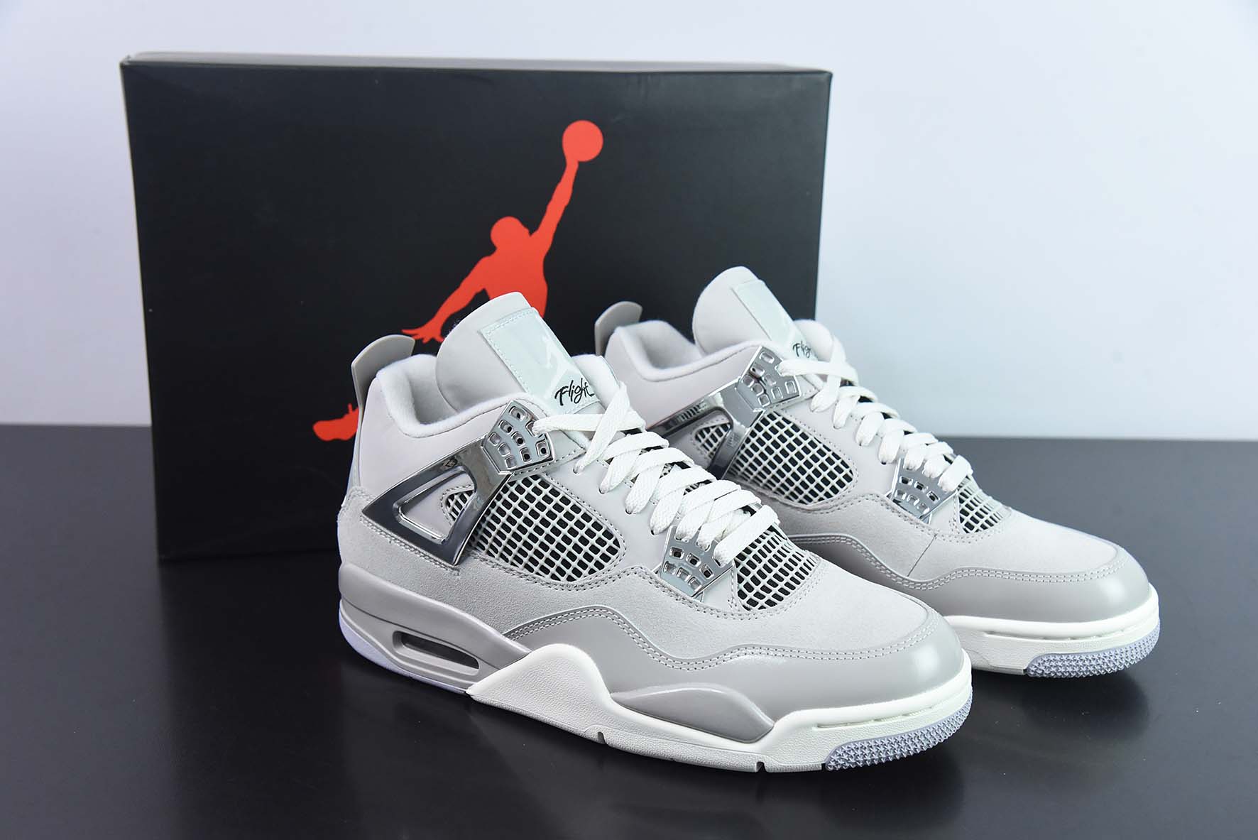 Air Jordan AJ4 Retro AJ4电镀银运动鞋 货号：AQ9129-001