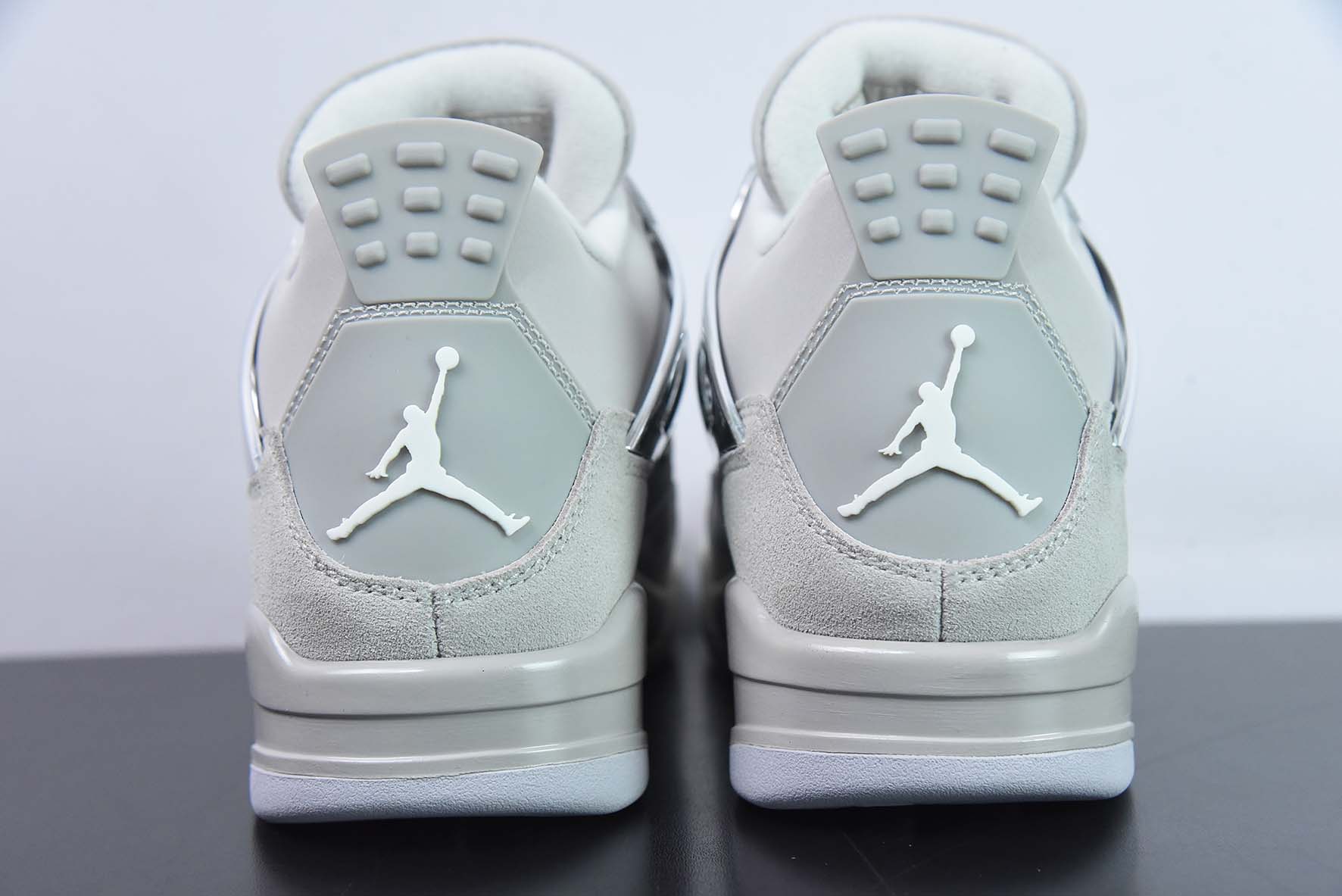 Air Jordan AJ4 Retro AJ4电镀银运动鞋 货号：AQ9129-001