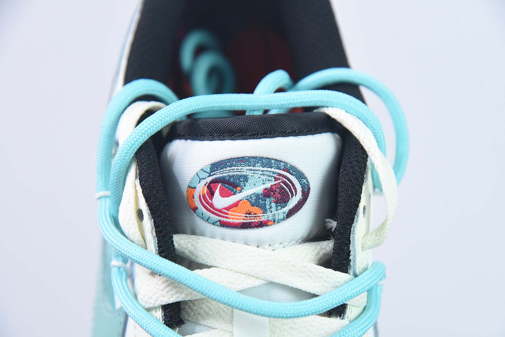 NK Dunk Low  三勾 米白绿 低帮休闲板鞋 货号：FD4623-147