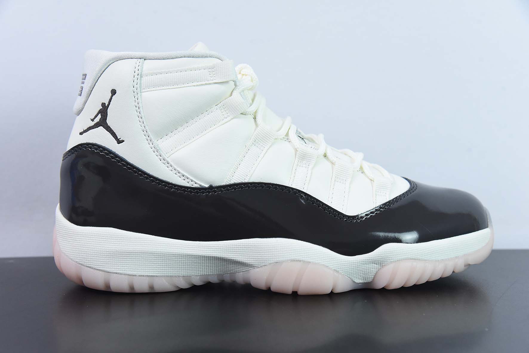 Air Jordan 11 "Neapolitan" aj11樱花粉康扣 货号:AR0715-101