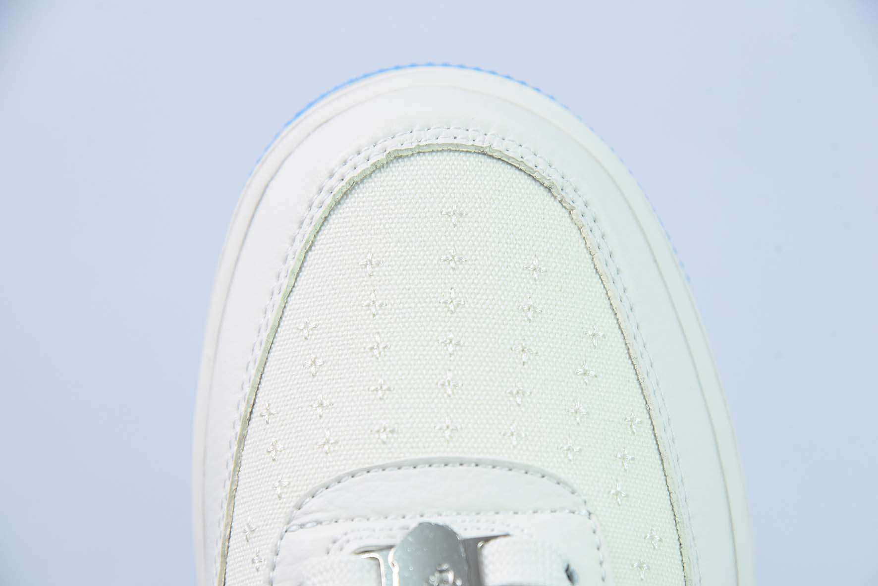 Nike Air Force 1 AF1 空军一号/低帮 白蓝 猿人头 刺绣 货号：BS9055-750