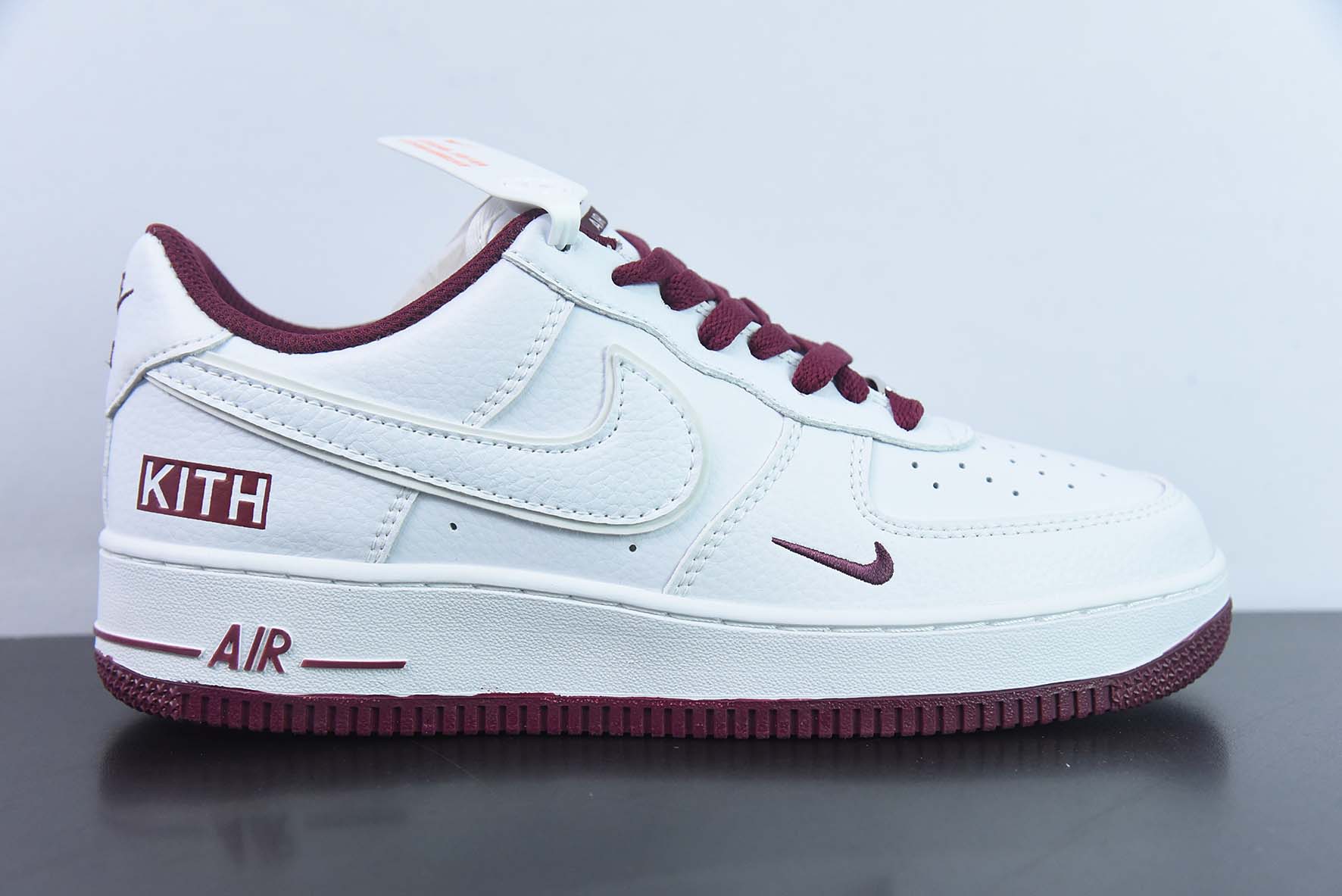 VAJ79991038 Nike Air Force 1 AF1 Air Force One/low top blanco-marrón estampado de letras KITH, número de producto: KT16…