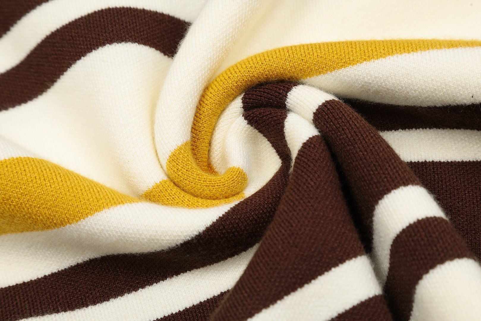 High-Quality Wool Crochet Sweater with Smiley Face Embroidery: ZGL DR 33# - 图片 4