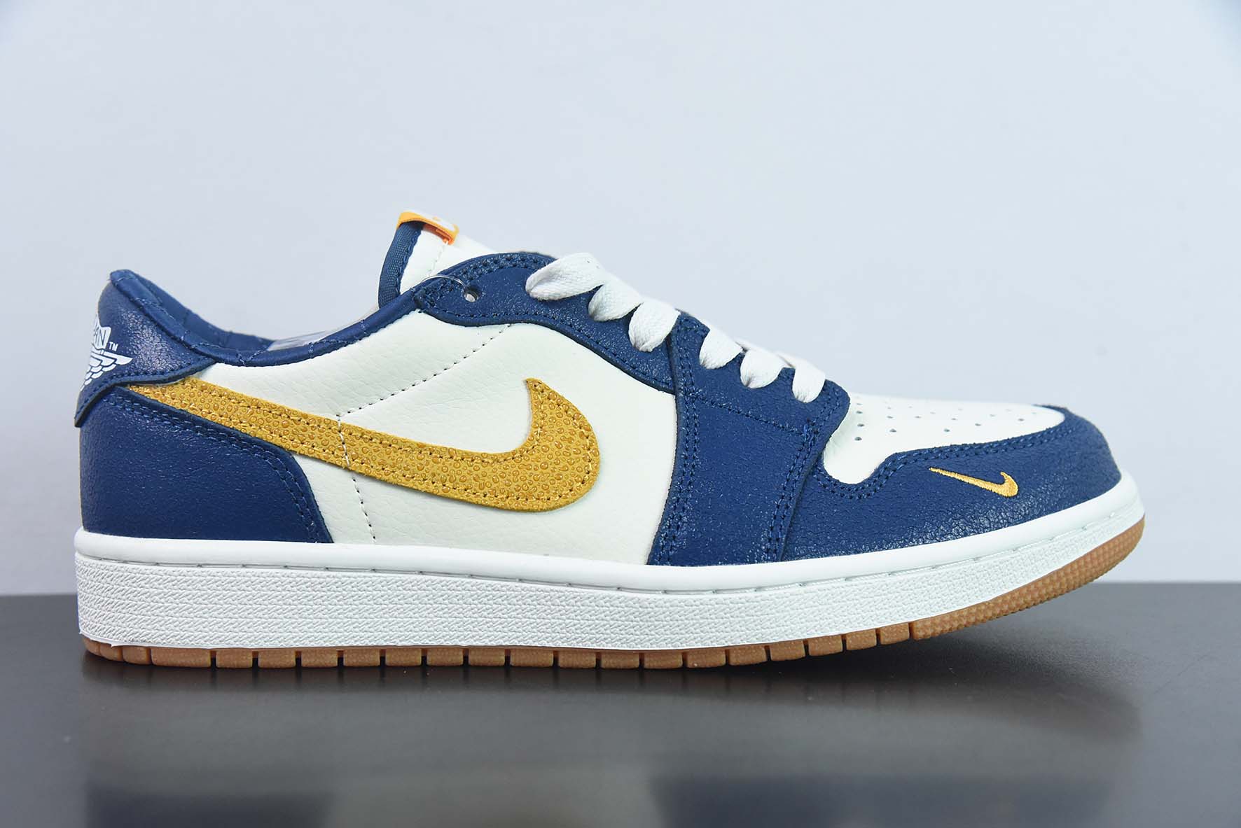 Air Jordan 1 Low OG AJ1 乔丹1代低帮白蓝黄勾爆裂纹 货号:CZ0790-103