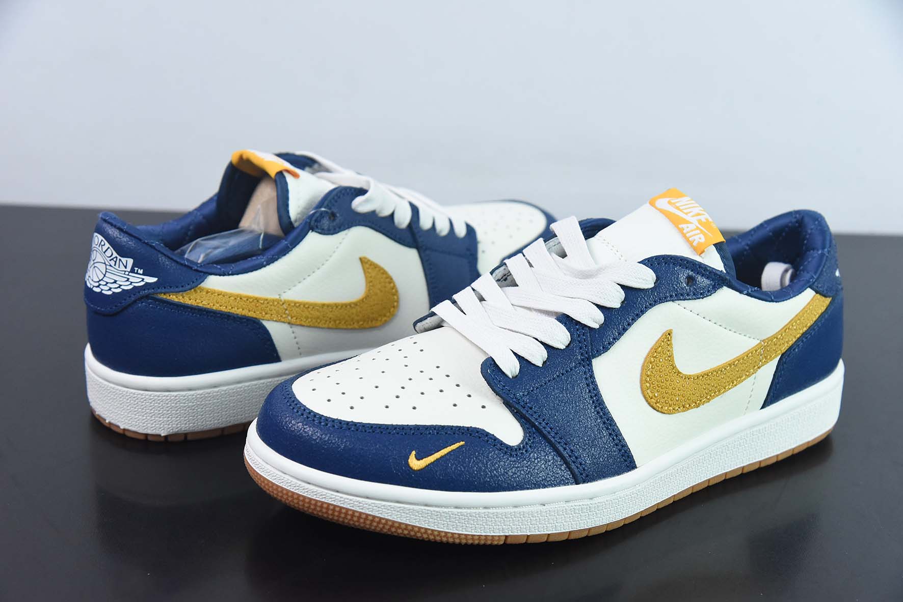 Air Jordan 1 Low OG AJ1 乔丹1代低帮白蓝黄勾爆裂纹 货号:CZ0790-103