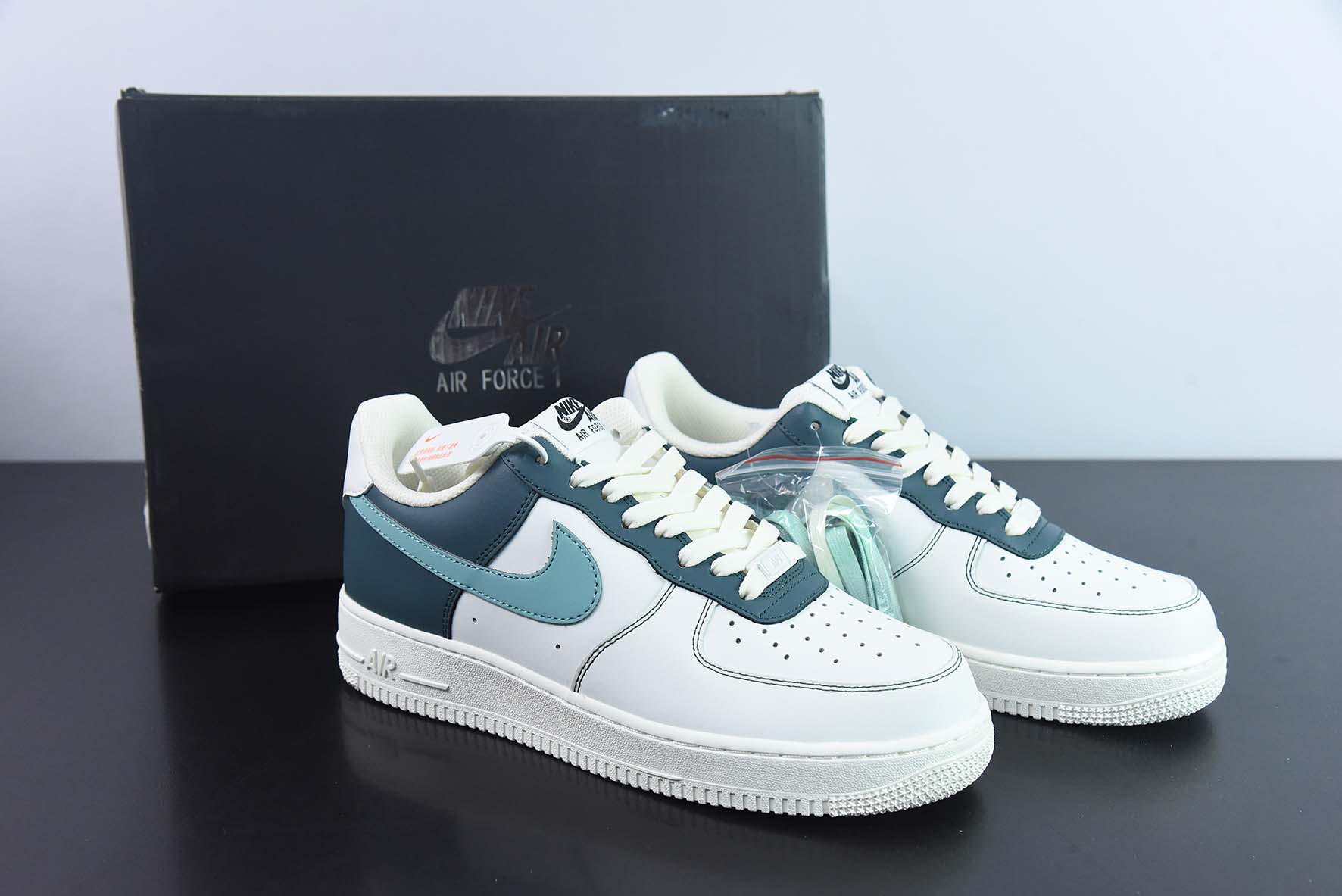 NK Air Force 1 空军一号低帮运动休闲板鞋湖水绿 货号：LT0226-301