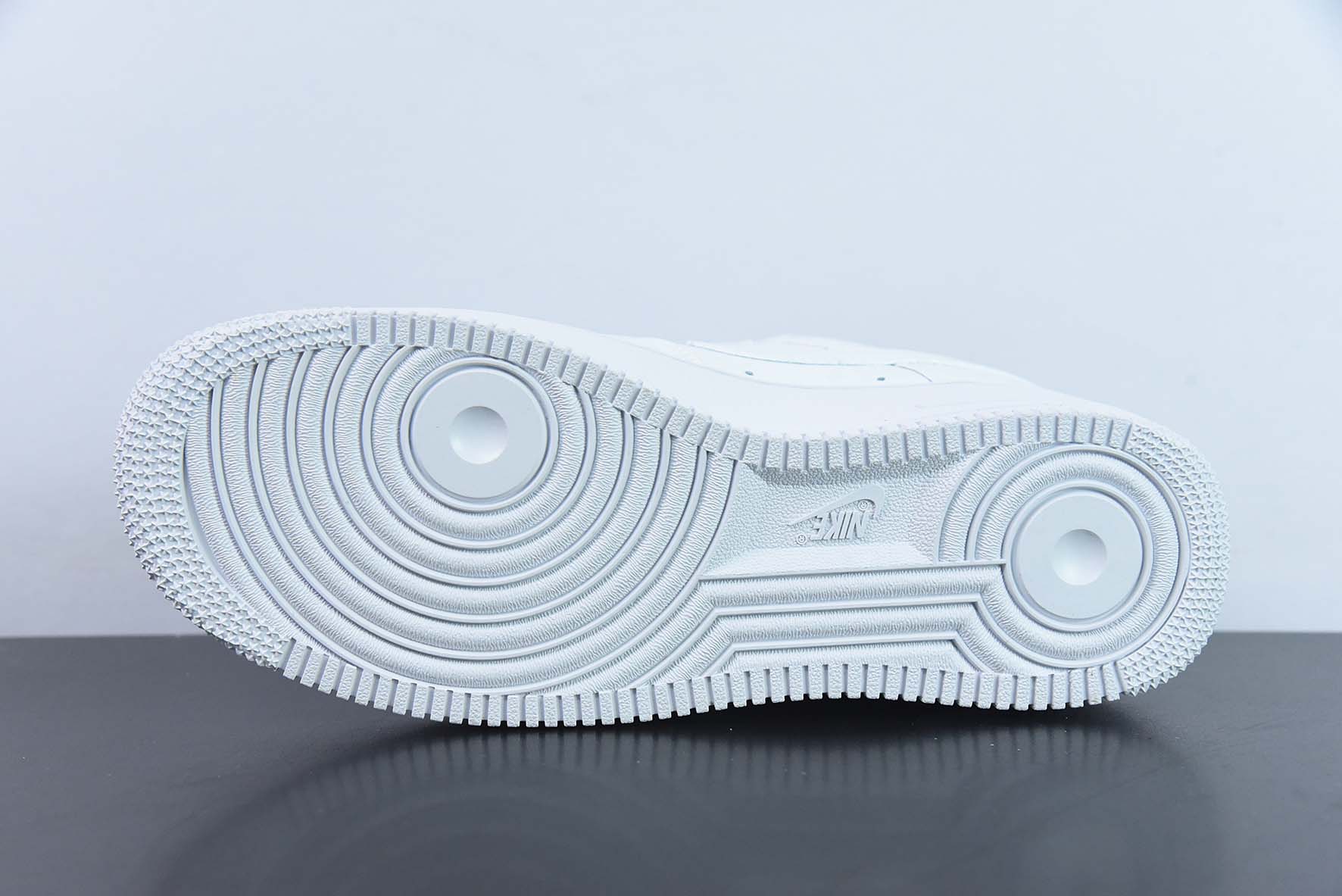 NIKE Air Force1 AF1纯白低帮空军一号男女休闲板鞋 货号:CW2288-111AF1