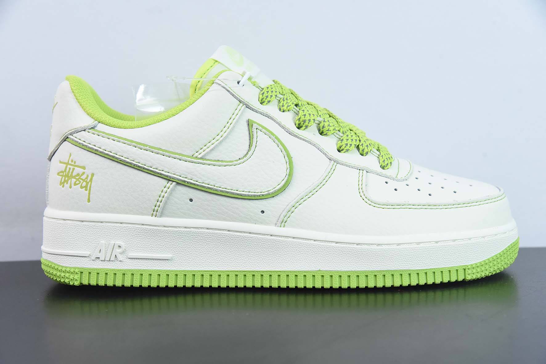 AAB61583045 Stussy x Nike Air Force 1 Low colaboración Stussy Carolina del Norte azul reflectante Air Force One caña ba…