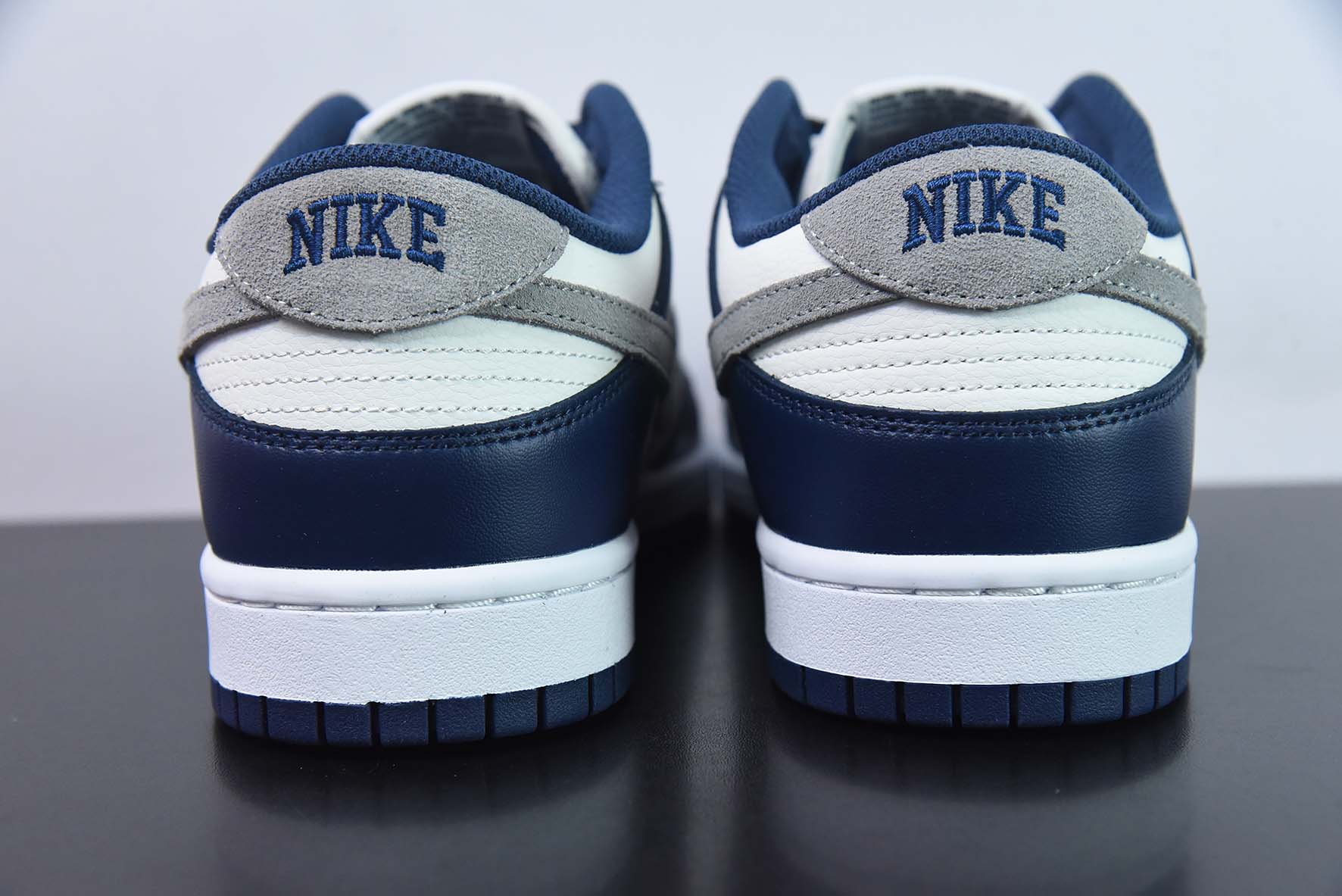 Nk Dunk Low "Midnight Navy" 午夜蓝 SB低帮运动休闲板鞋 货号;FD9749-400