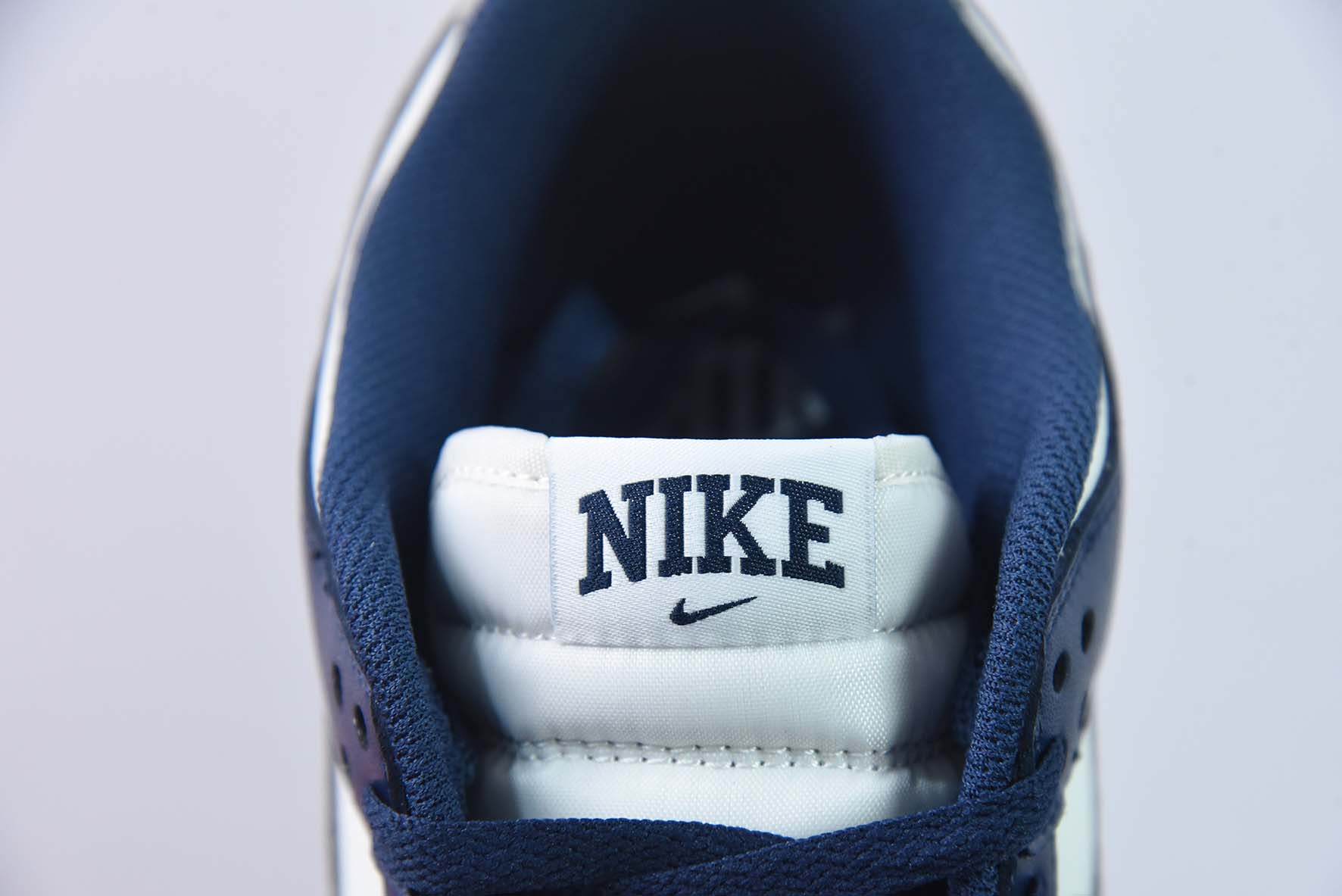 Nk Dunk Low "Midnight Navy" 午夜蓝 SB低帮运动休闲板鞋 货号;FD9749-400
