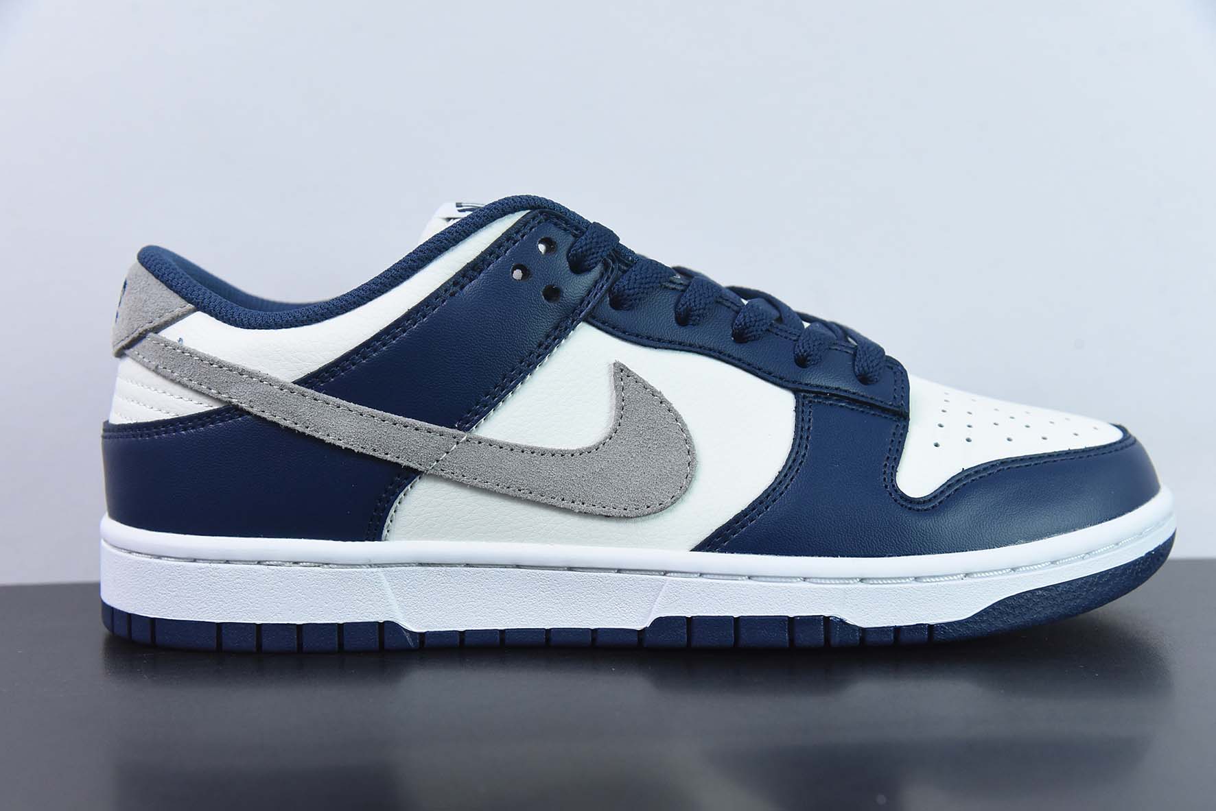 Nk Dunk Low "Midnight Navy" 午夜蓝 SB低帮运动休闲板鞋 货号;FD9749-400