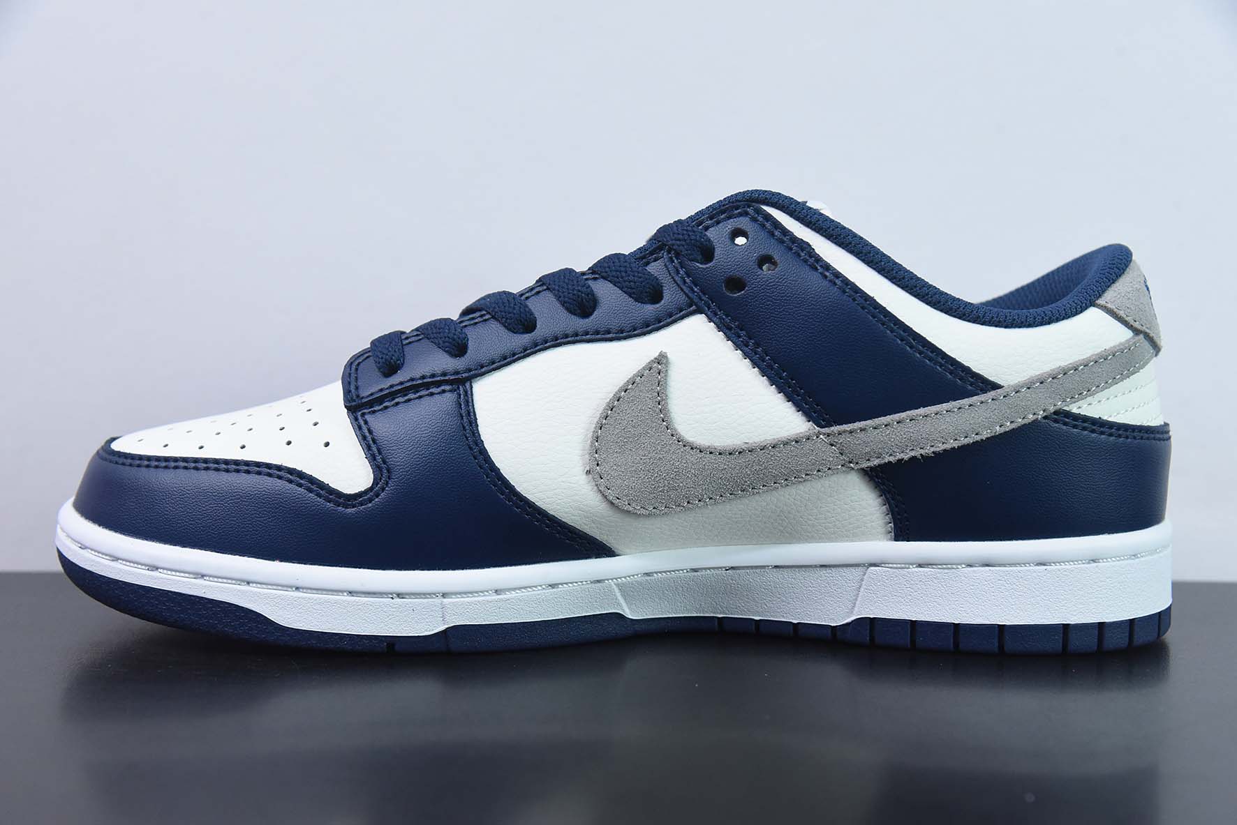 Nk Dunk Low "Midnight Navy" 午夜蓝 SB低帮运动休闲板鞋 货号;FD9749-400