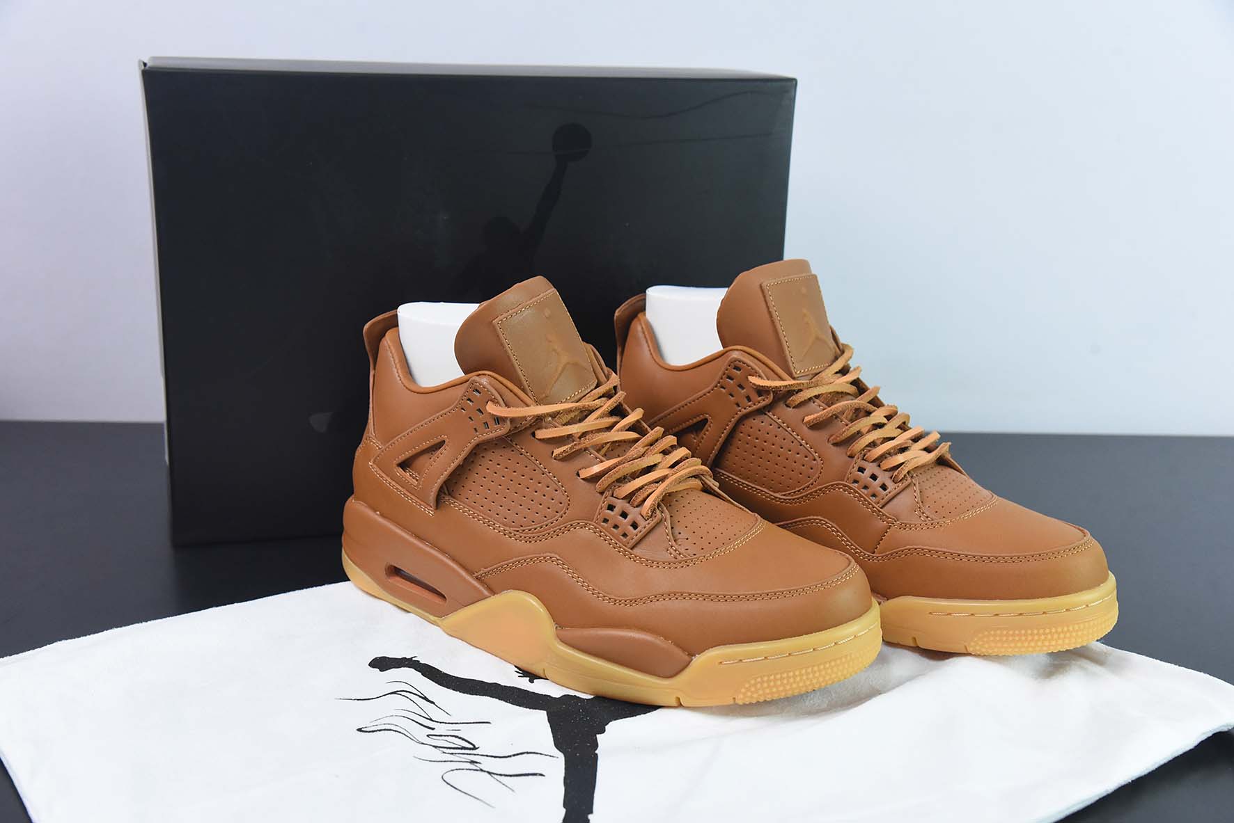 Air Jordan AJ4 Retro Snakeskin 巅峰小麦黄运动鞋 货号：819139-205
