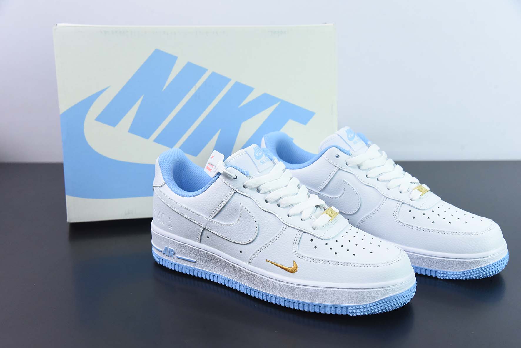 Nike Air Force 1 AF1 空军一号/低帮 白蓝 刺绣 40周年纪念版 货号:DD1225-003