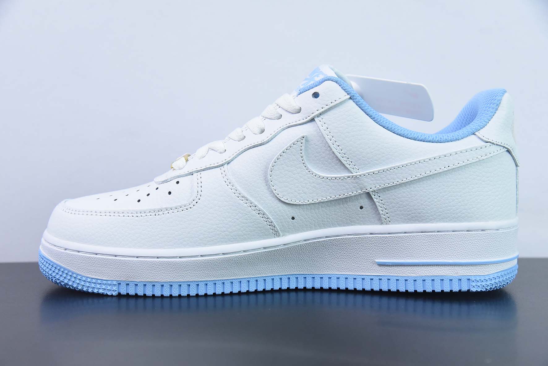 Nike Air Force 1 AF1 空军一号/低帮 白蓝 刺绣 40周年纪念版 货号:DD1225-003