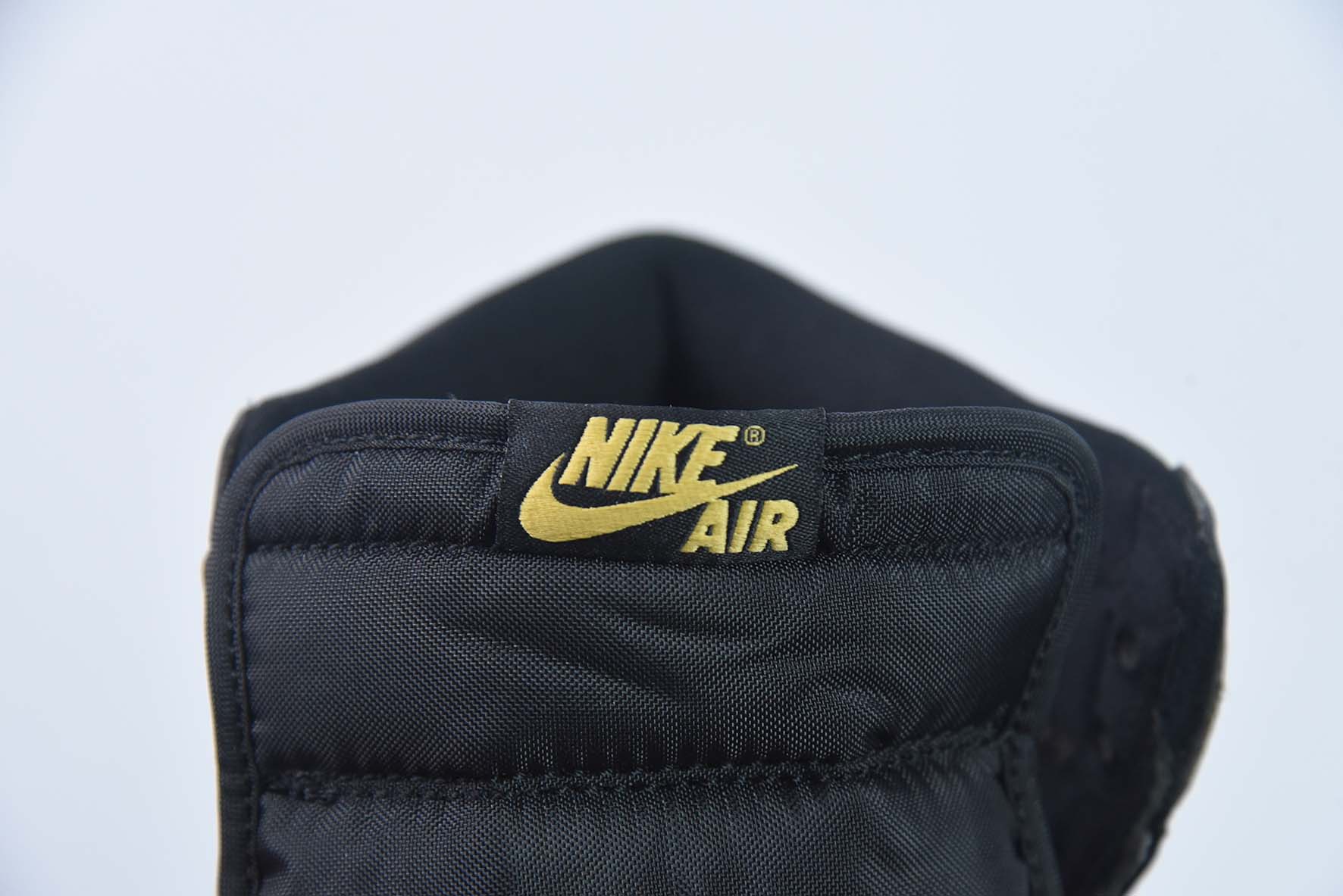ir Jordan 1 High  AJ1 高帮 摩卡 棕黑货号：DZ5485-020