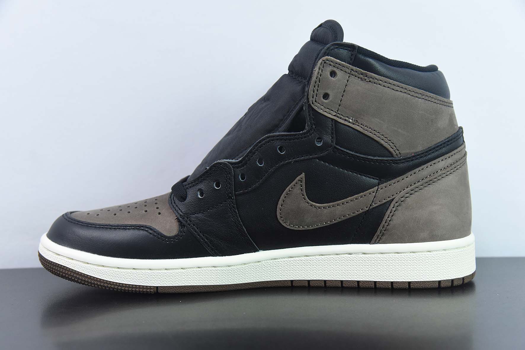 ir Jordan 1 High  AJ1 高帮 摩卡 棕黑货号：DZ5485-020