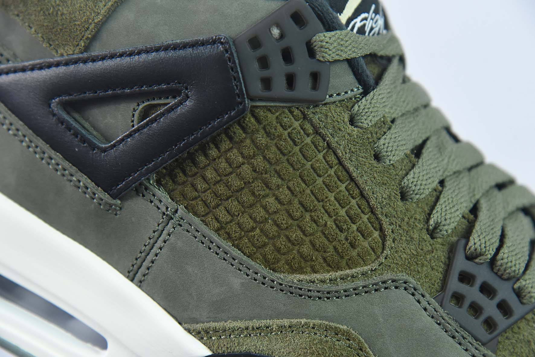 Air Jordan 4  " Olive Canvas" AJ4乔4 文化篮球鞋 货号：FB9927-200