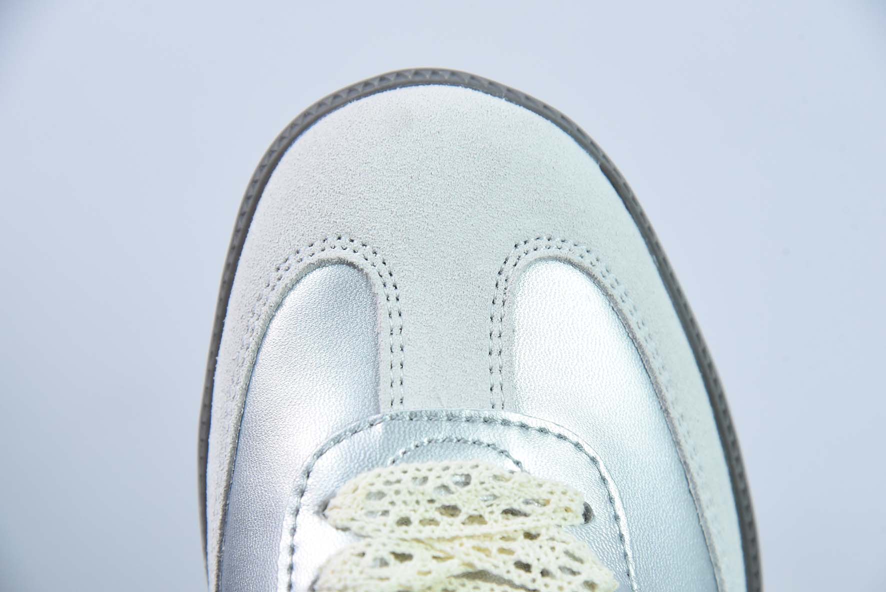 阿迪达斯 定制色 长舌 Adidas Originals Samba 桑巴系列德训百搭复古低帮板鞋 蕾丝手工编织三条杠 货号:B75806