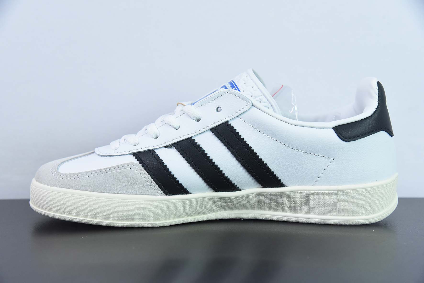 adidas Originals Gazelle INdoor 纯原版本 三叶草休闲防滑耐磨低帮板鞋货号: FV1242