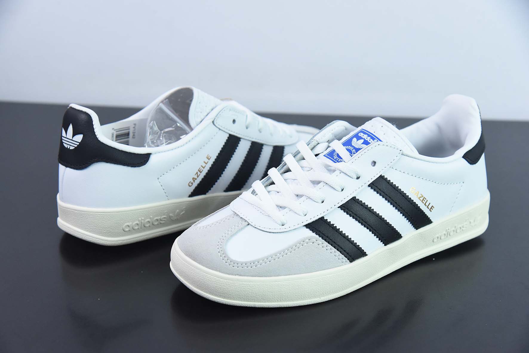 adidas Originals Gazelle INdoor 纯原版本 三叶草休闲防滑耐磨低帮板鞋货号: FV1242