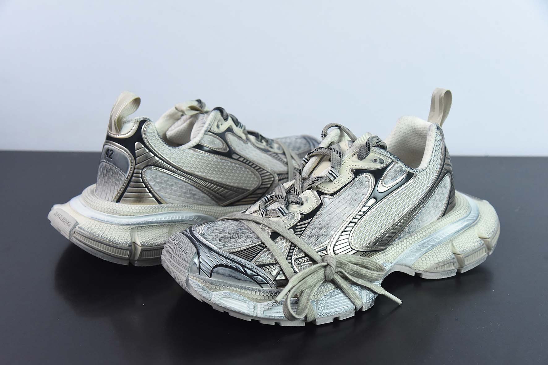 BALENCIAGA 3XL Sneakers 巴黎世家十代网布系带低帮走秀复古老爹鞋