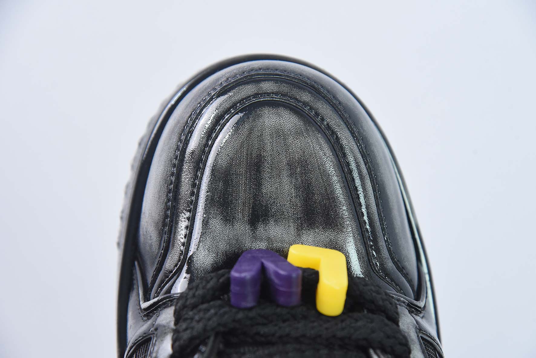 LV 路易威登 Trainer Maxi 小胖丁系列面包鞋