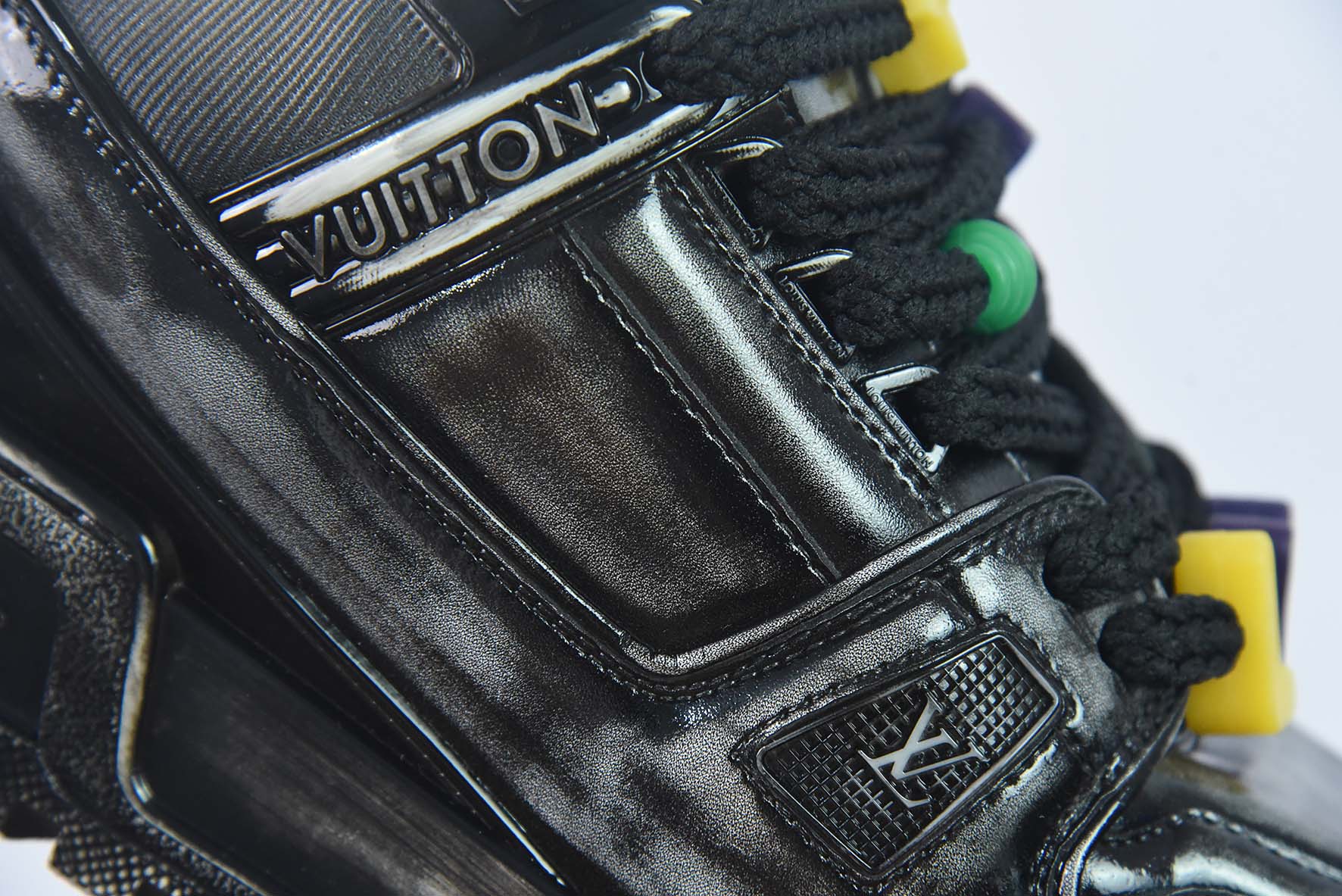 LV 路易威登 Trainer Maxi 小胖丁系列面包鞋