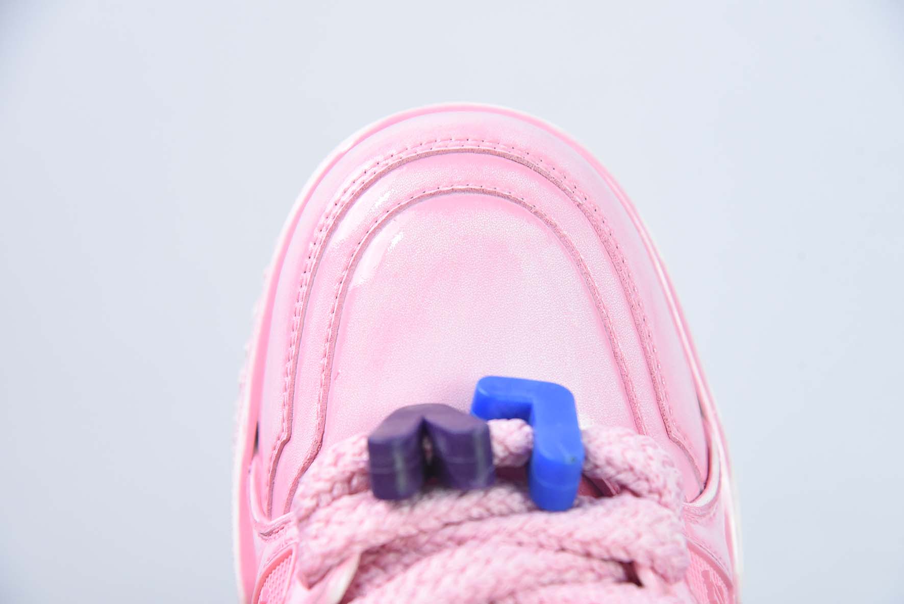 LV 路易威登 Trainer Maxi 小胖丁系列面包鞋