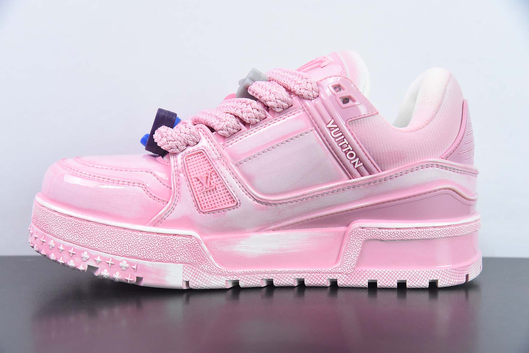 LV 路易威登 Trainer Maxi 小胖丁系列面包鞋