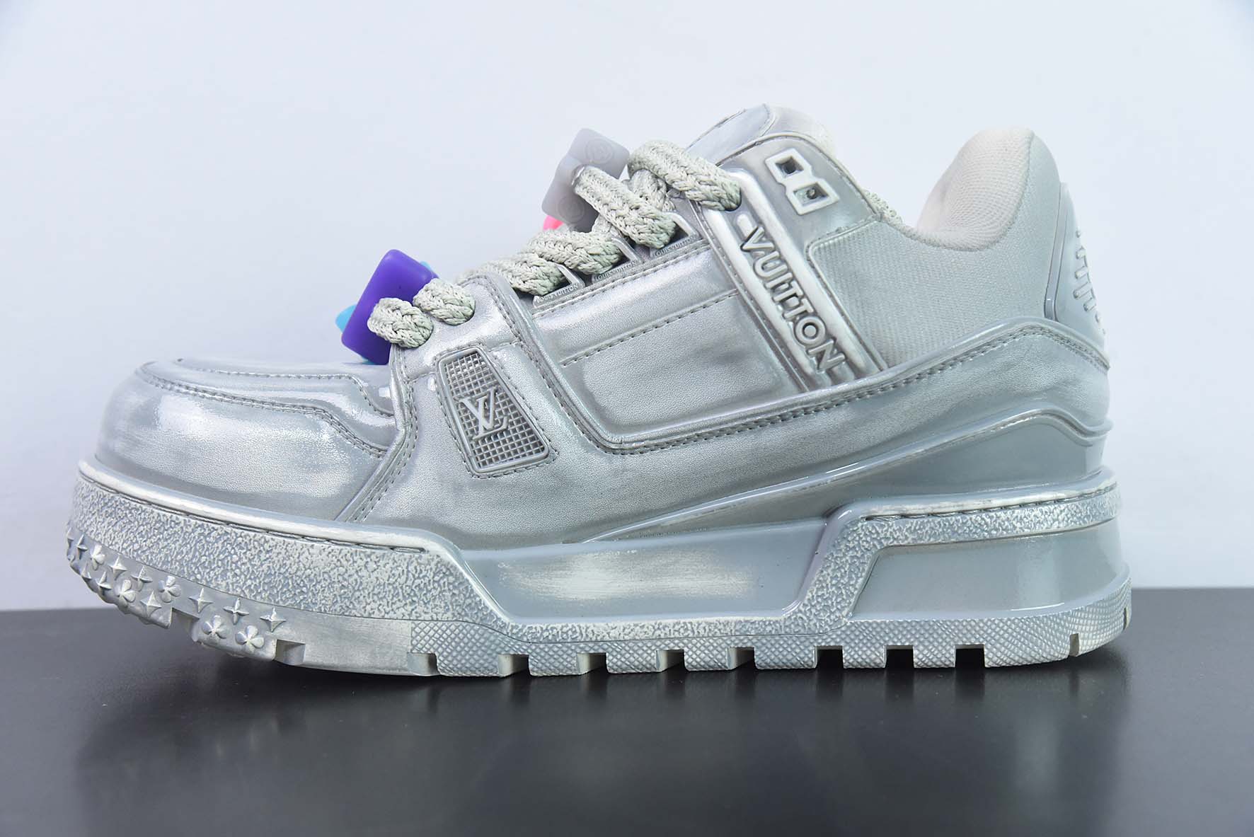 LV 路易威登 Trainer Maxi 小胖丁系列面包鞋