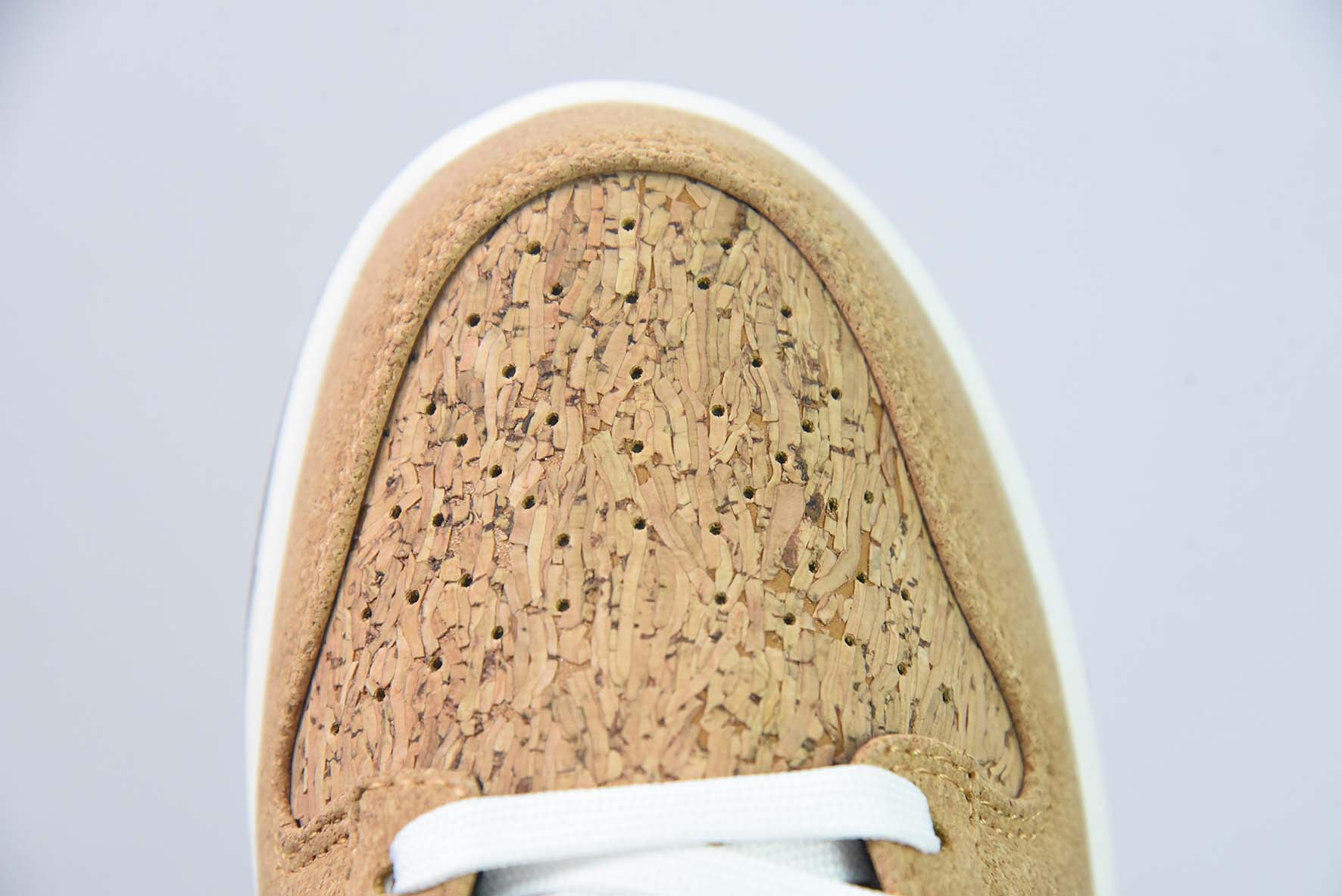 NK SB Dunk Low 20周年 联名软木塞换钩低帮运动鞋 货号:FN0317-121