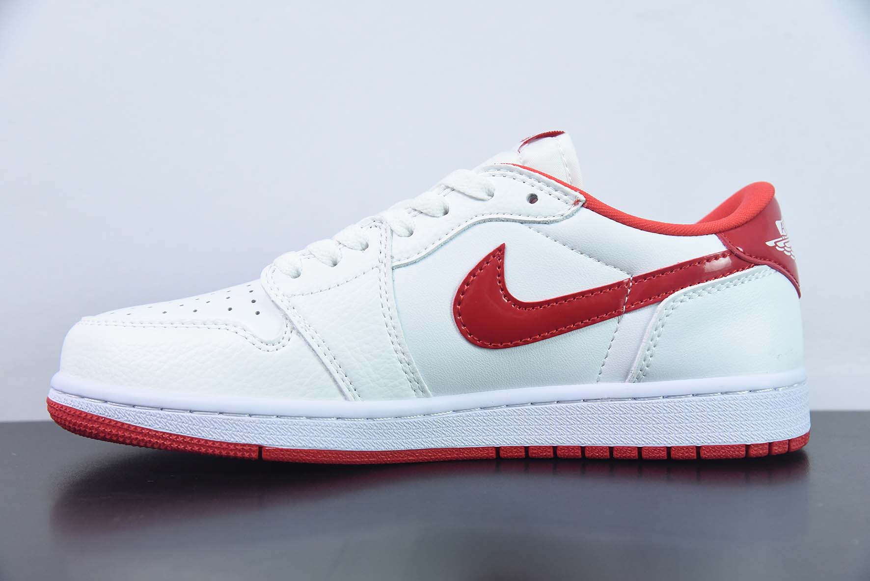 NK Air Jordan 1 Retro Low OG”Black Toe“AJ1乔丹一代低帮经典复古文化休闲运动篮球鞋“OG白红脚趾”货号：CZ0790-161