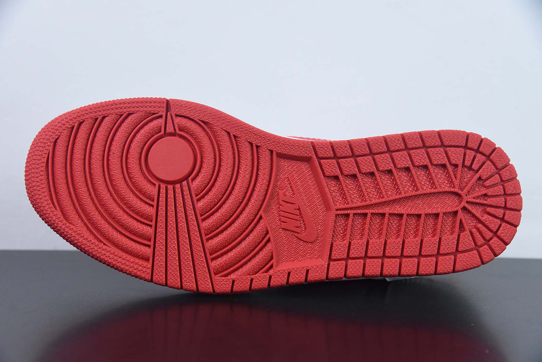 NK Air Jordan 1 Retro Low OG”Black Toe“AJ1乔丹一代低帮经典复古文化休闲运动篮球鞋“OG白红脚趾”货号：CZ0790-161