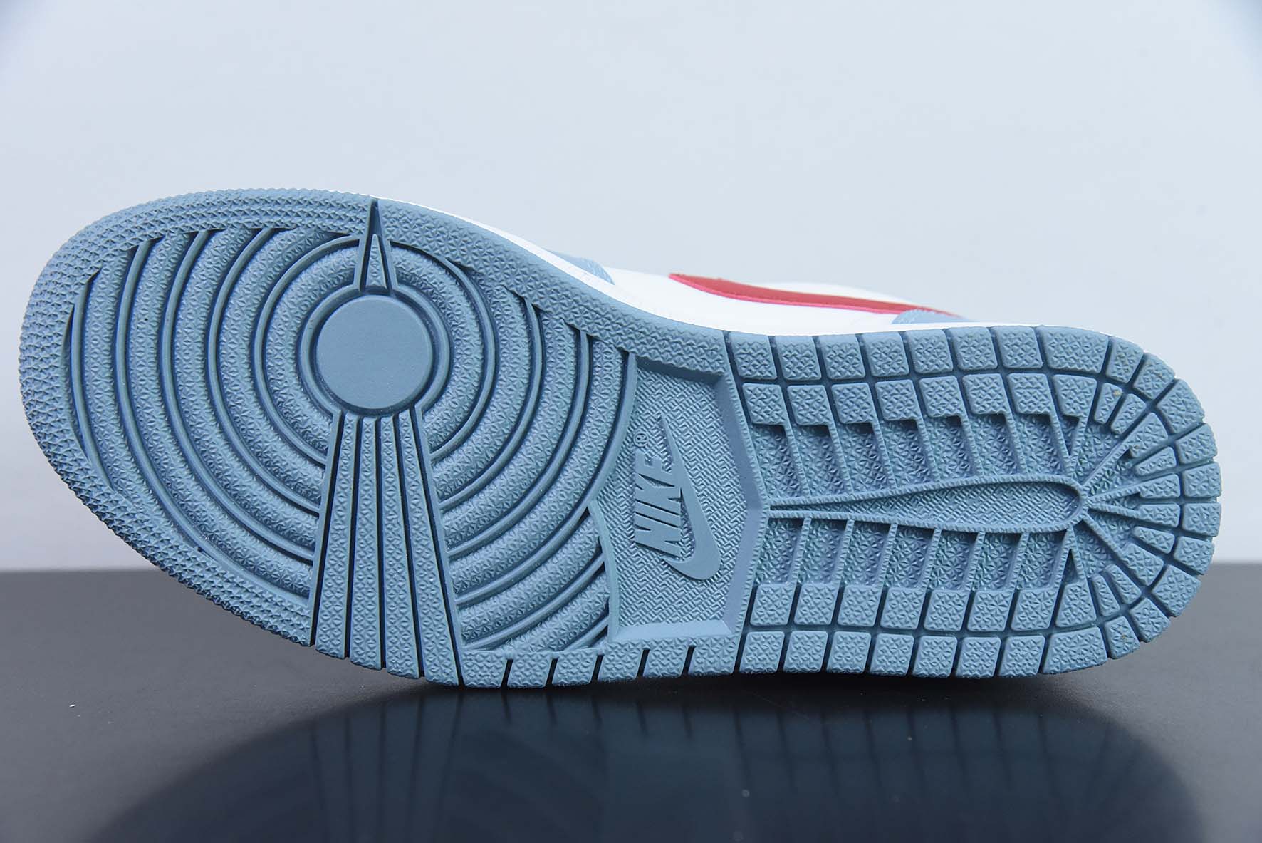 NK Air Jordan AJ1 Low 蓝白红运动鞋 货号:DC0774-164