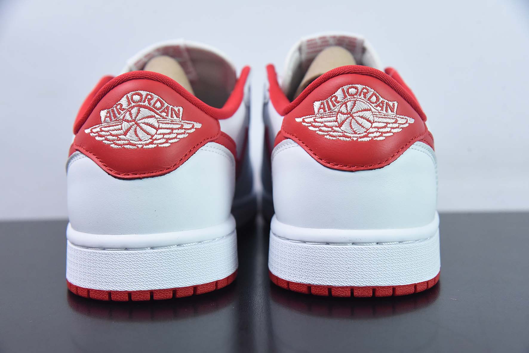 NK Air Jordan 1 Retro Low OG”Black Toe“AJ1乔丹一代低帮经典复古文化休闲运动篮球鞋“OG白红脚趾”货号:CZ0790-161