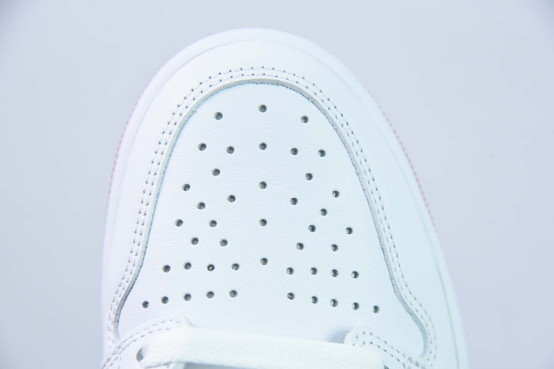 NK Air Jordan 1 Retro Low OG”Black Toe“AJ1乔丹一代低帮经典复古文化休闲运动篮球鞋“OG白红脚趾”货号:CZ0790-161