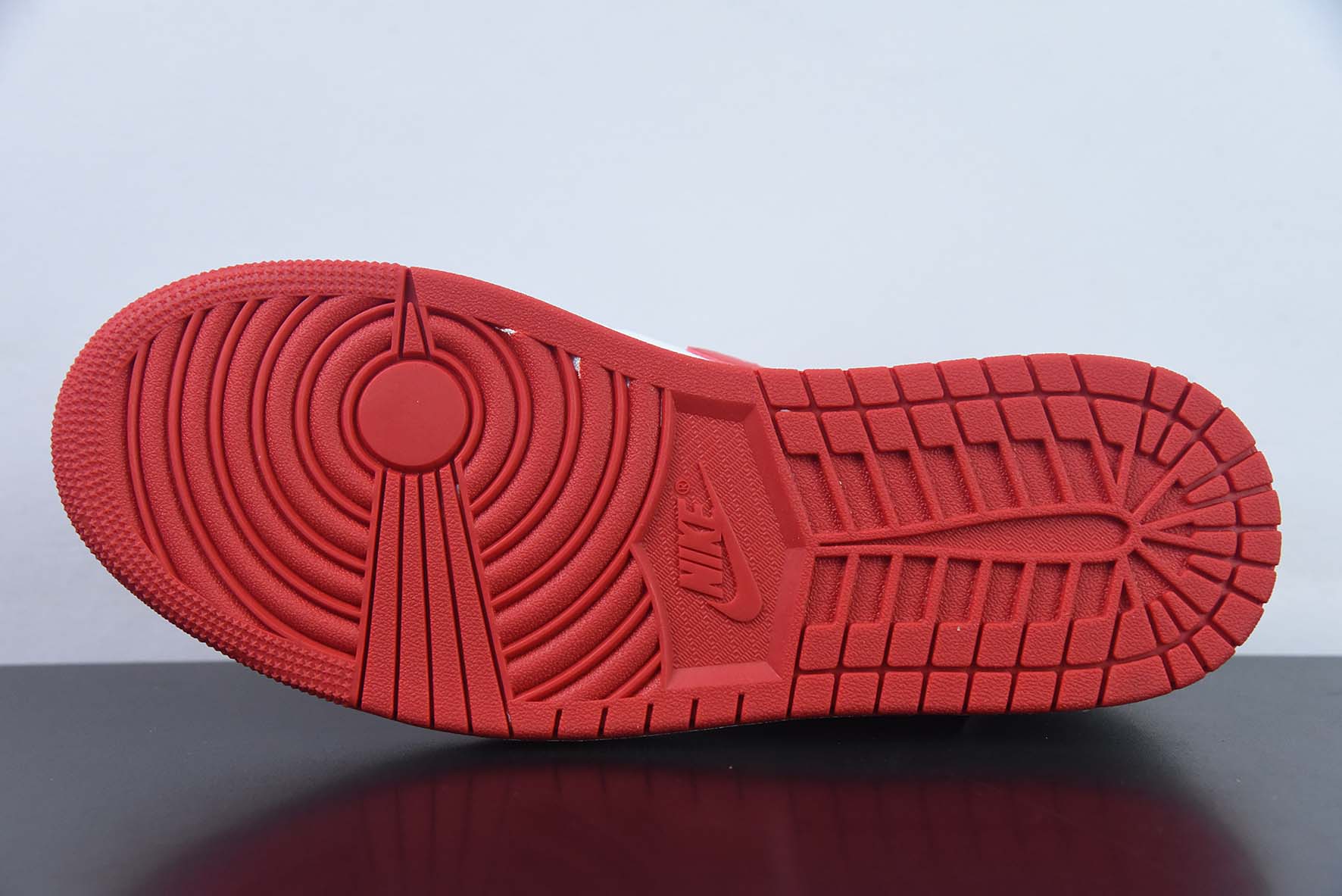 NK Air Jordan 1 Retro Low OG”Black Toe“AJ1乔丹一代低帮经典复古文化休闲运动篮球鞋“OG白红脚趾”货号:CZ0790-161