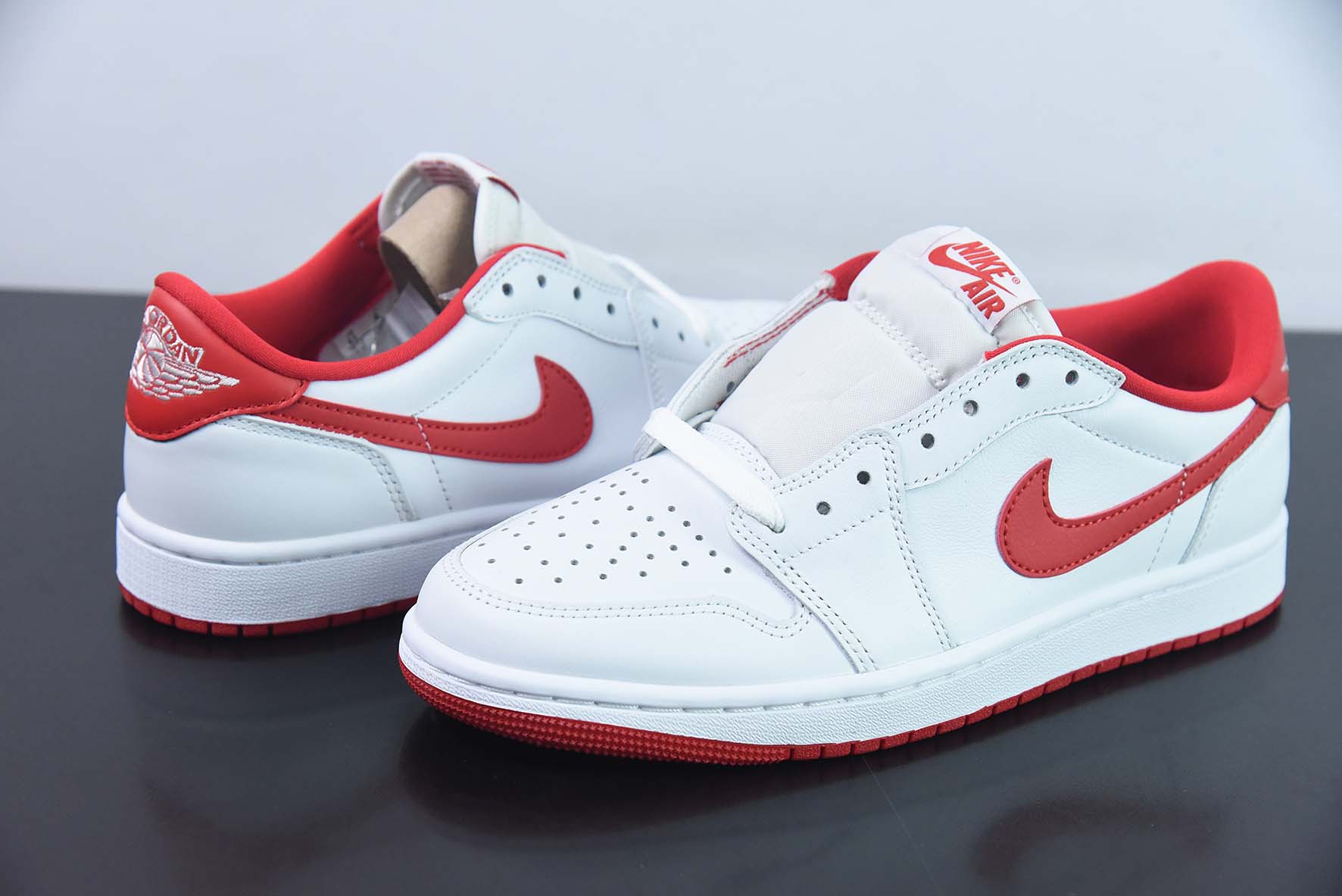 NK Air Jordan 1 Retro Low OG”Black Toe“AJ1乔丹一代低帮经典复古文化休闲运动篮球鞋“OG白红脚趾”货号:CZ0790-161