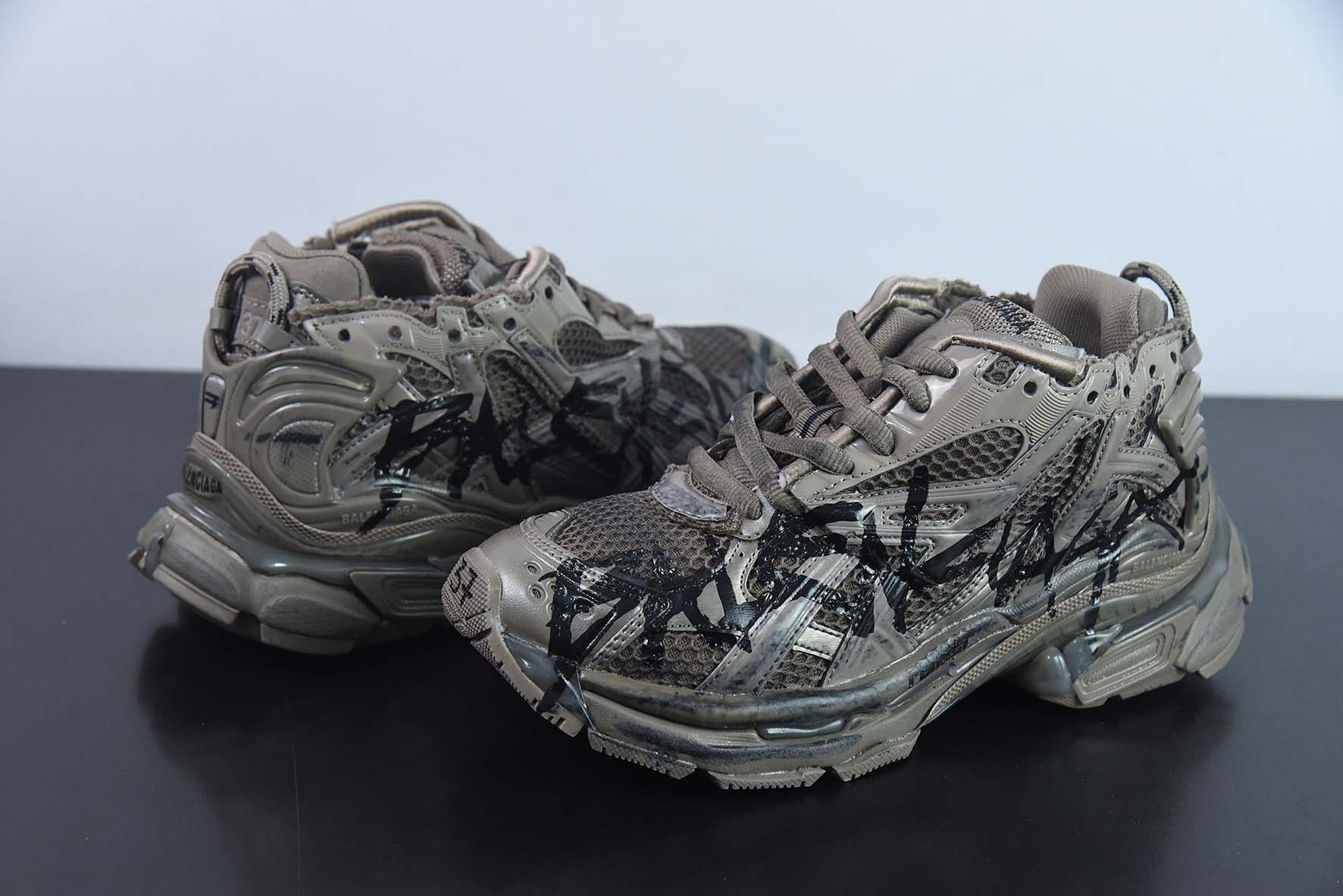 BALENCIAGA Runner Sneaker 巴黎世家七代慢跑系列低帮复古野跑潮流运动鞋老爹鞋
